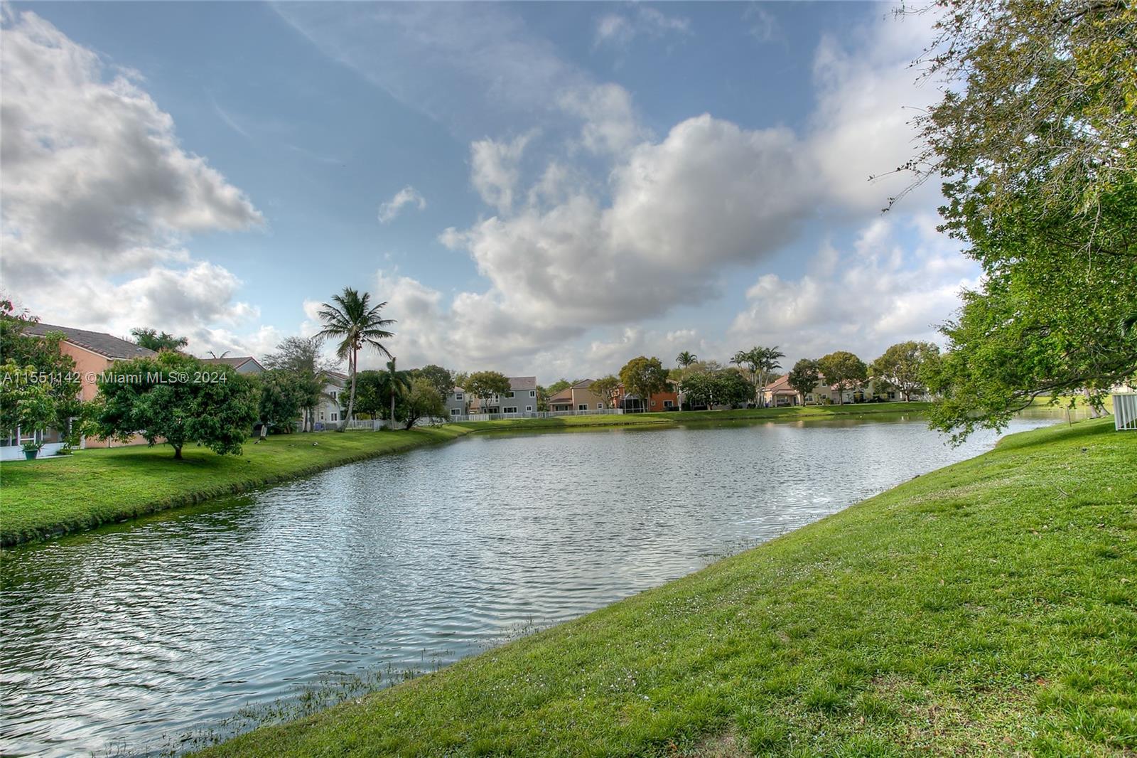 7510 NW 19th Dr, Pembroke Pines, FL 33024, 5 Bedrooms Bedrooms, ,3 BathroomsBathrooms,Residential,For Sale,19th Dr,A11551142