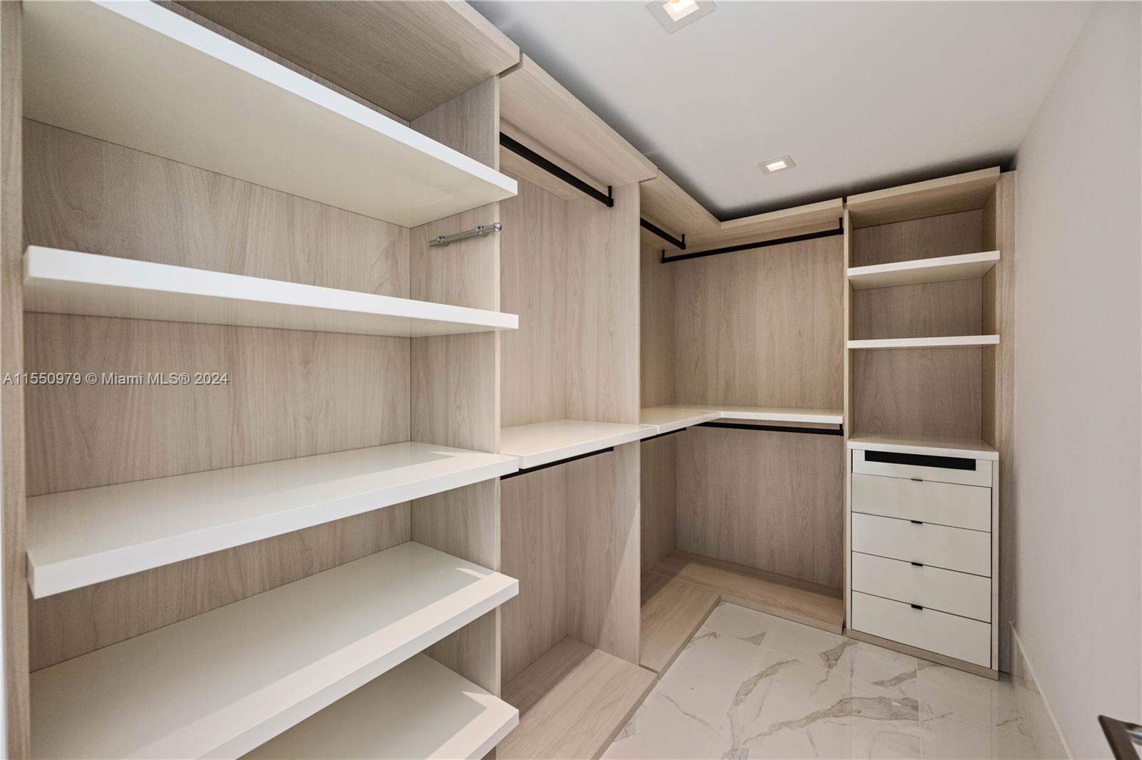 330 Sunny Isles Blvd, Sunny Isles Beach, FL, 33160 United States, 4 Bedrooms Bedrooms, ,4 BathroomsBathrooms,Residential,For Sale,Sunny Isles Blvd,A11550979