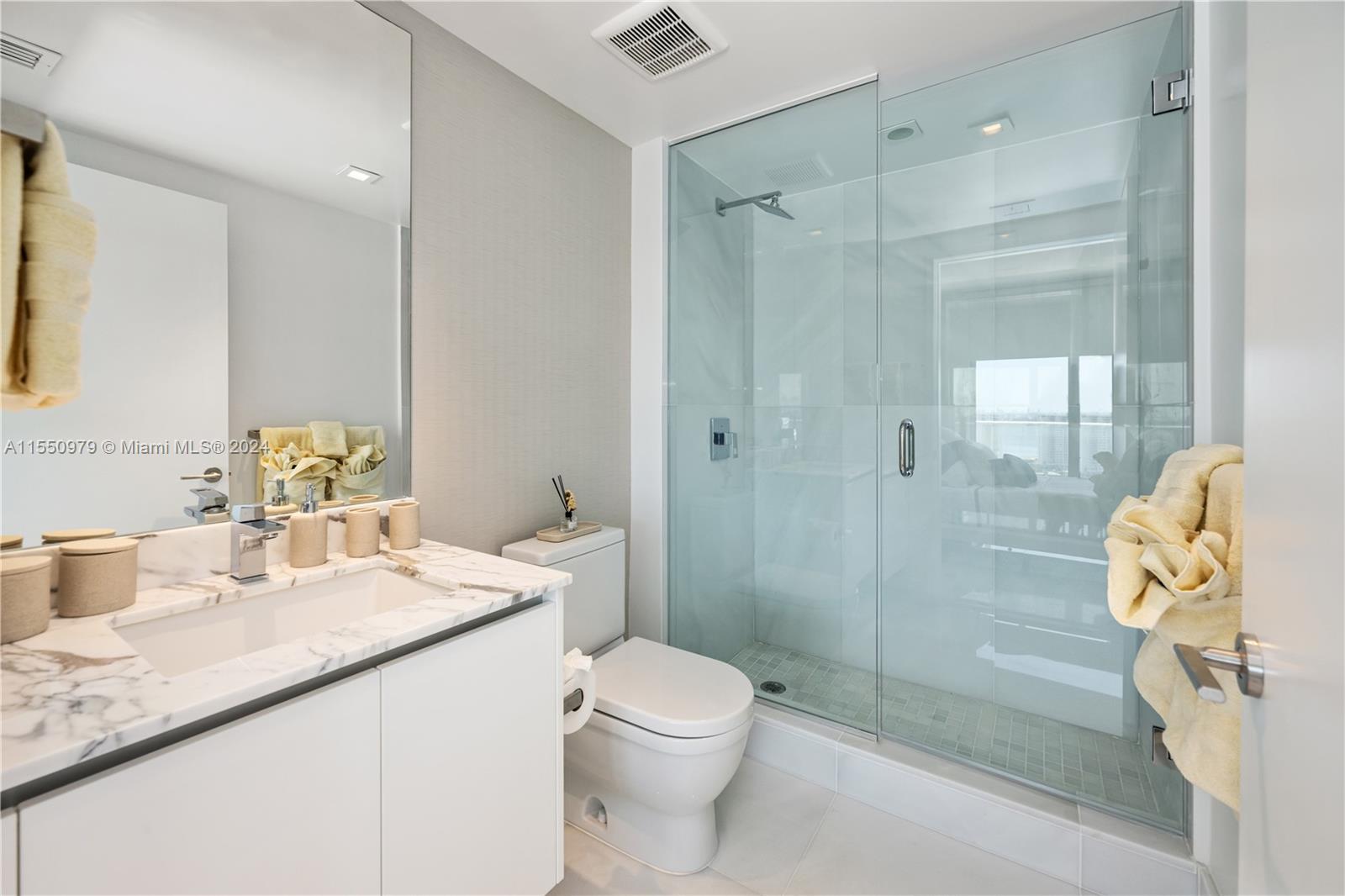 330 Sunny Isles Blvd, Sunny Isles Beach, FL, 33160 United States, 4 Bedrooms Bedrooms, ,4 BathroomsBathrooms,Residential,For Sale,Sunny Isles Blvd,A11550979