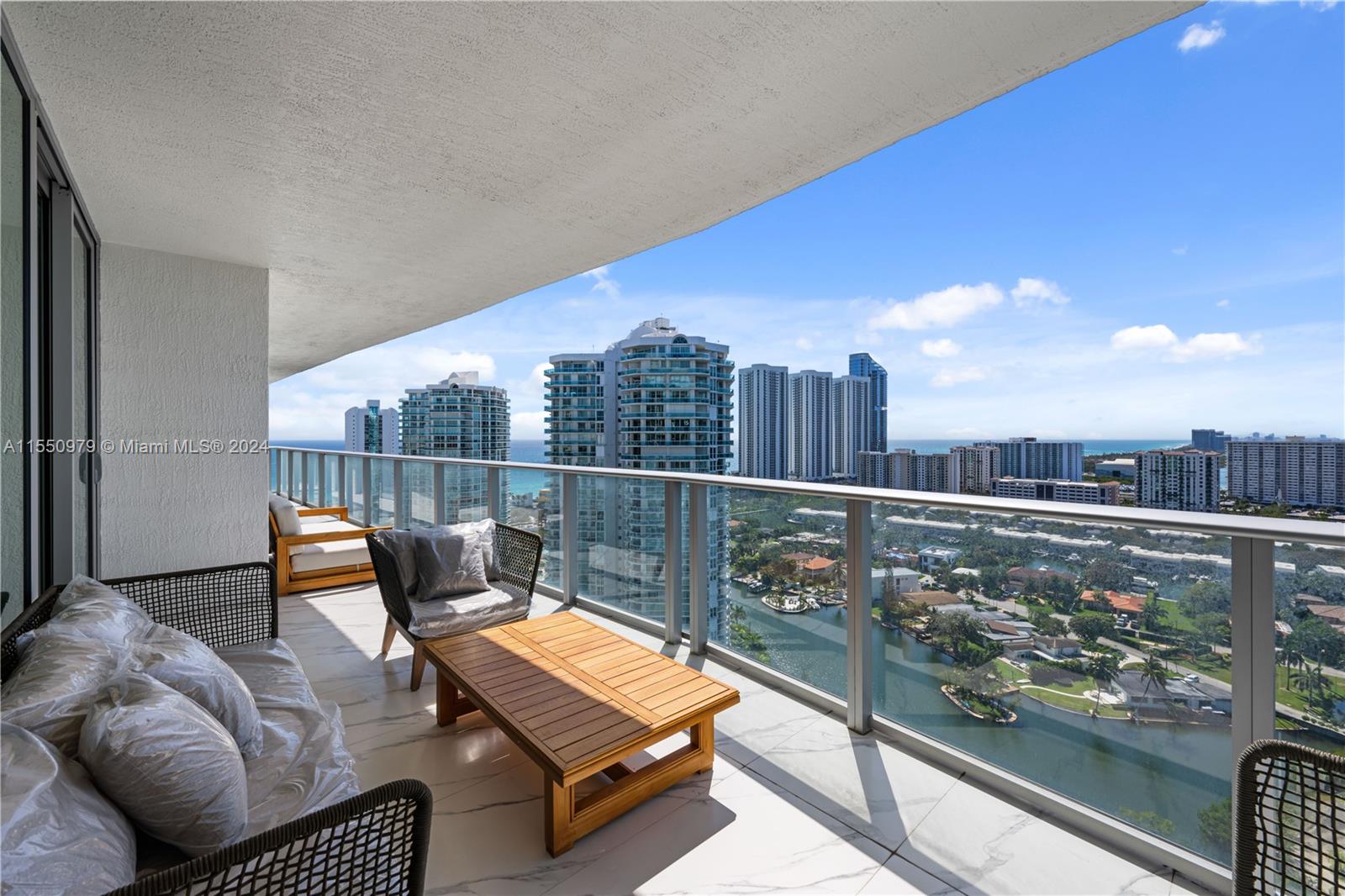 330 Sunny Isles Blvd, Sunny Isles Beach, FL, 33160 United States, 4 Bedrooms Bedrooms, ,4 BathroomsBathrooms,Residential,For Sale,Sunny Isles Blvd,A11550979
