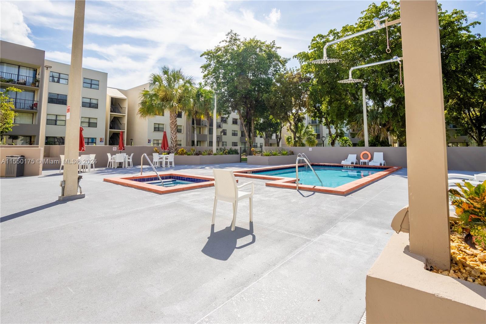 8002 SW 149th Ave B118, Miami, Florida 33193, 2 Bedrooms Bedrooms, ,1 BathroomBathrooms,Residential,For Sale,8002 SW 149th Ave B118,A11550175