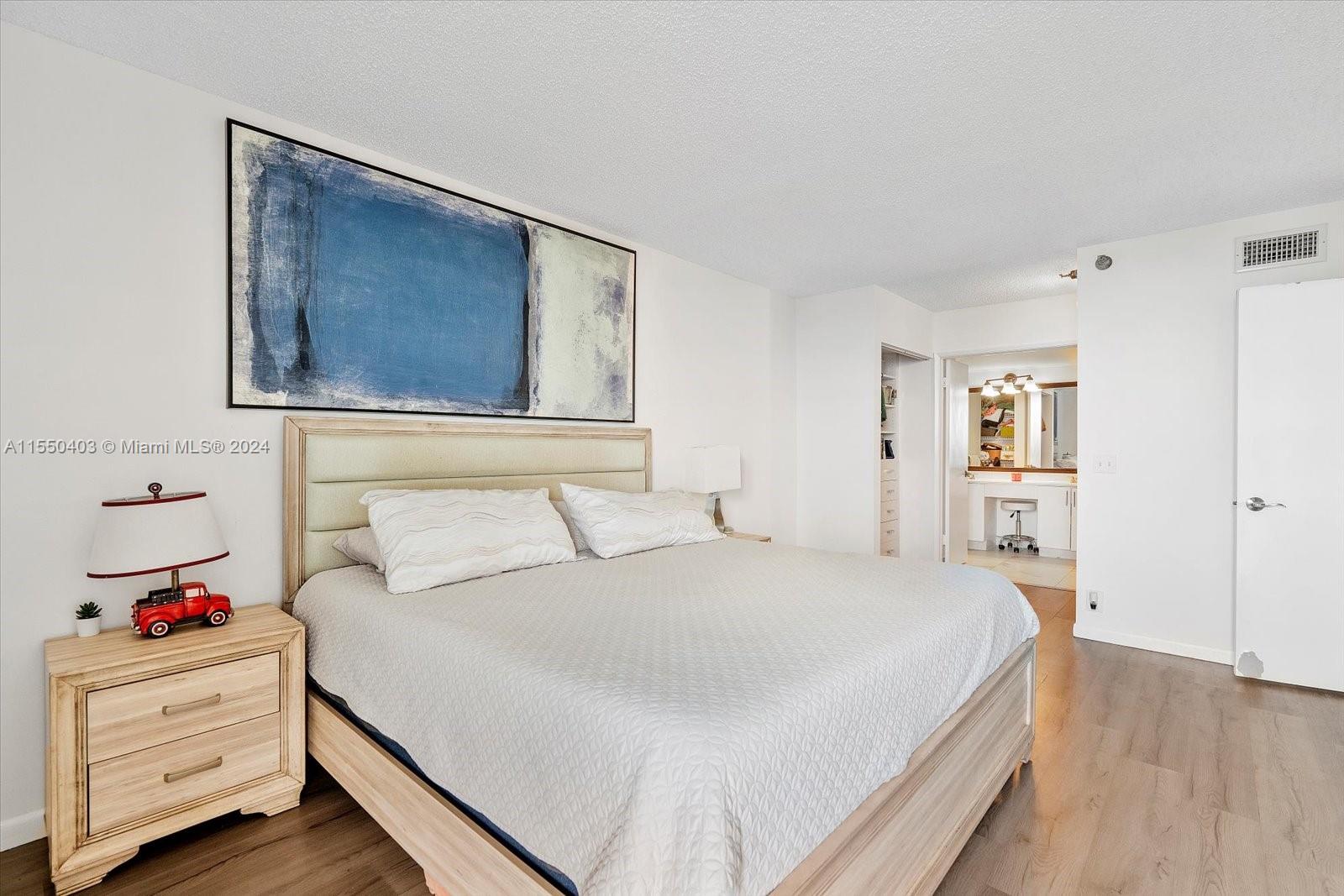 3300 191st St, Aventura, FL, 33180 United States, 2 Bedrooms Bedrooms, ,2 BathroomsBathrooms,Residential,For Sale,191st St,A11550403