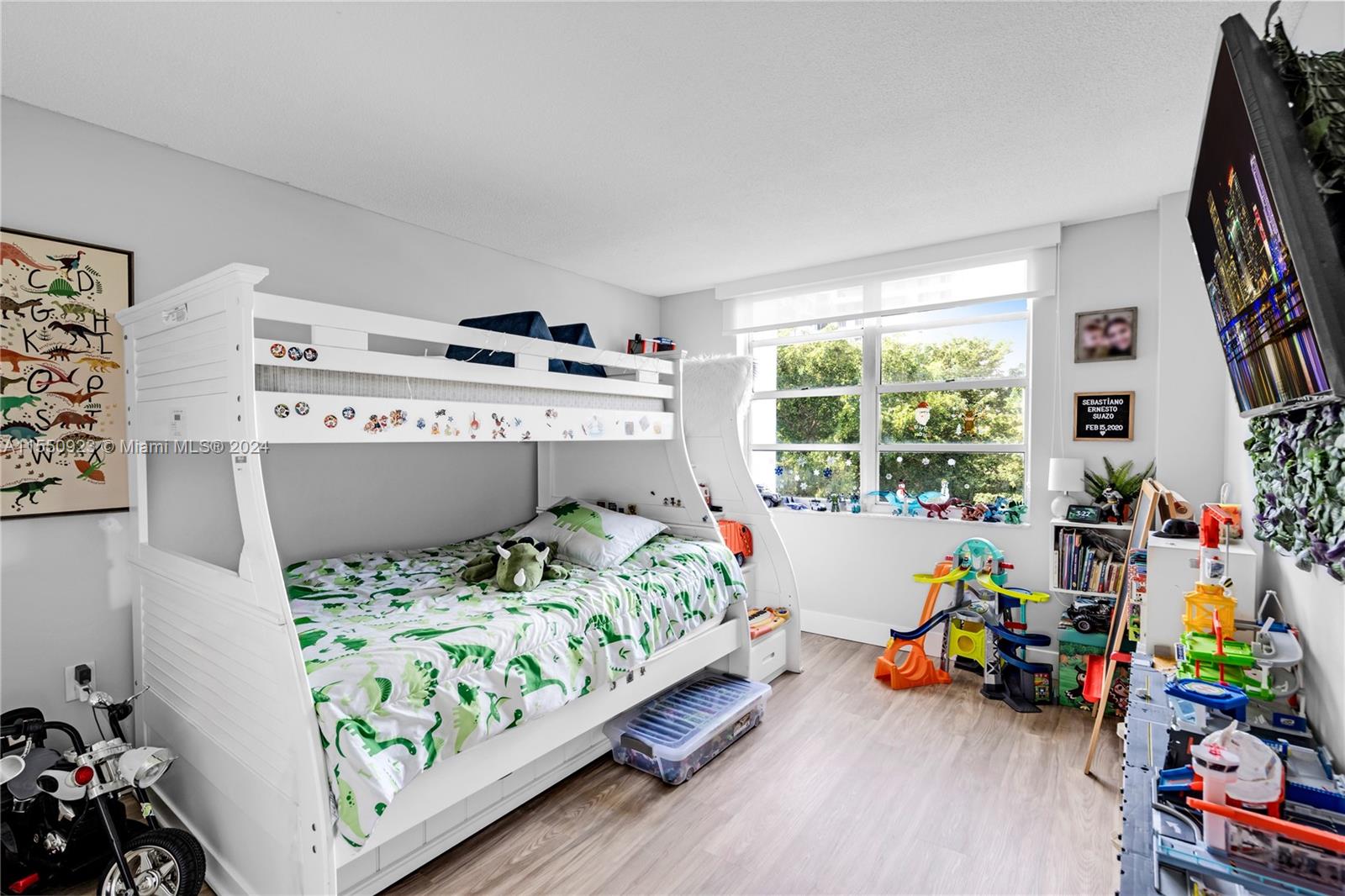 2780 183rd St, Aventura, FL, 33160 United States, 2 Bedrooms Bedrooms, ,2 BathroomsBathrooms,Residential,For Sale,183rd St,A11550923