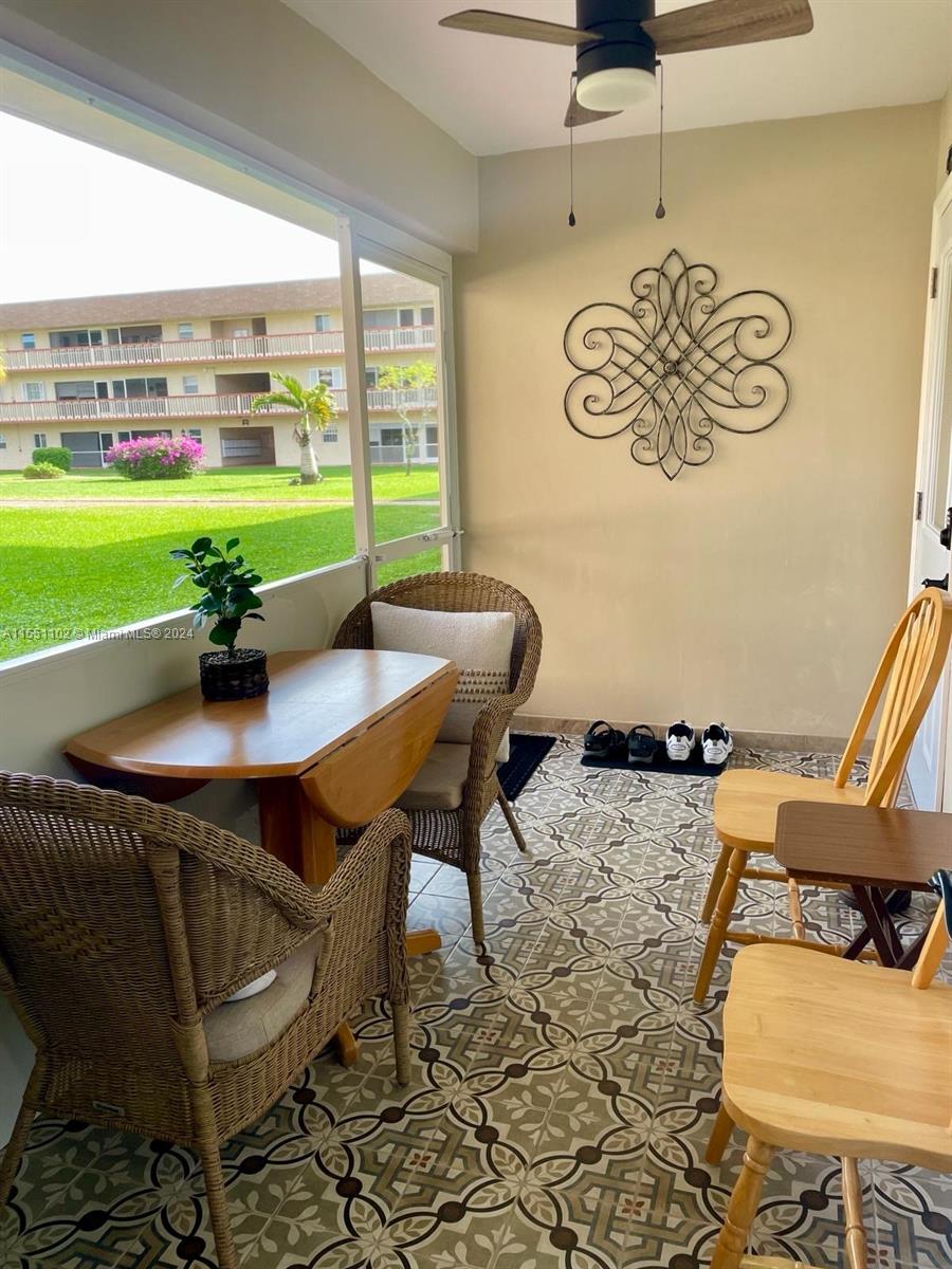 5300 Washington St S117, Hollywood, Florida 33021, 2 Bedrooms Bedrooms, ,2 BathroomsBathrooms,Residentiallease,For Rent,5300 Washington St S117,A11551102