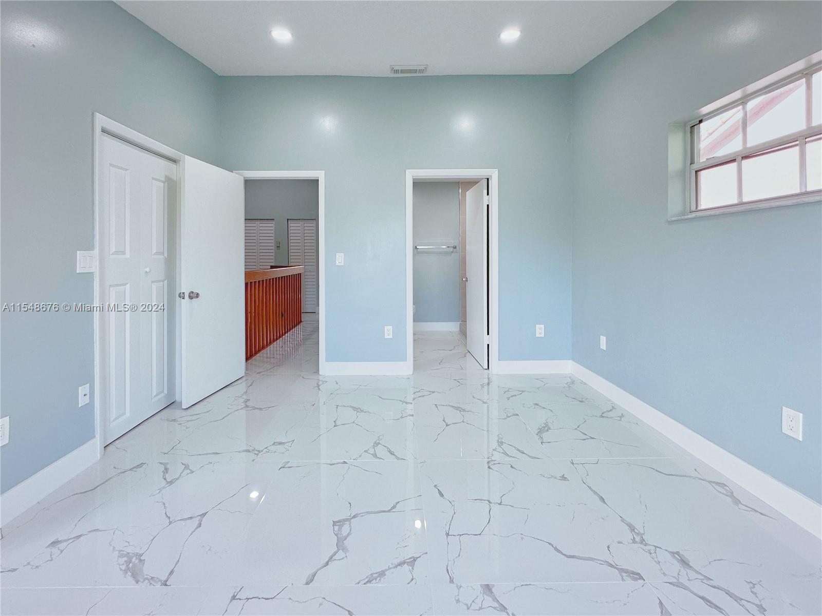 10014 Hammocks Blvd, Miami, FL, 33196 United States, 2 Bedrooms Bedrooms, ,2 BathroomsBathrooms,Residential,For Sale,Hammocks Blvd,A11548676