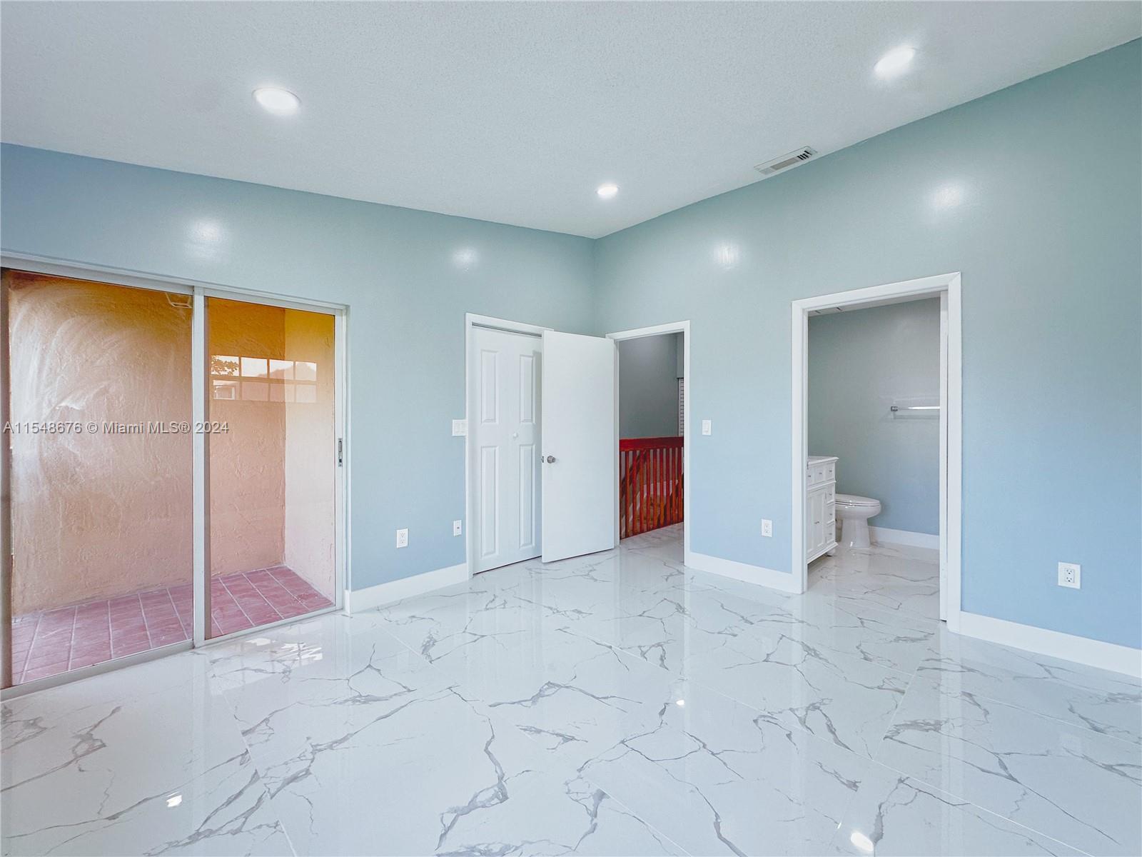 10014 Hammocks Blvd, Miami, FL, 33196 United States, 2 Bedrooms Bedrooms, ,2 BathroomsBathrooms,Residential,For Sale,Hammocks Blvd,A11548676