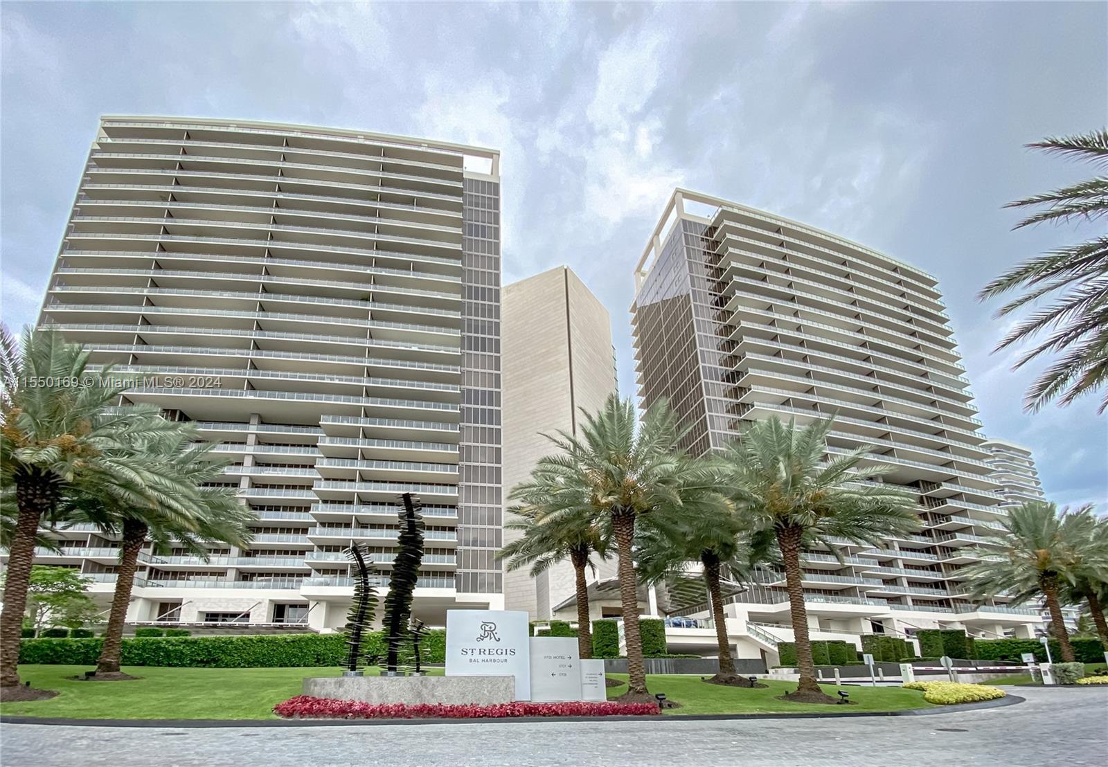 9705 Collins Ave, Bal Harbour, FL, 33154 United States, 3 Bedrooms Bedrooms, ,3 BathroomsBathrooms,Residential,For Sale,Collins Ave,A11550169