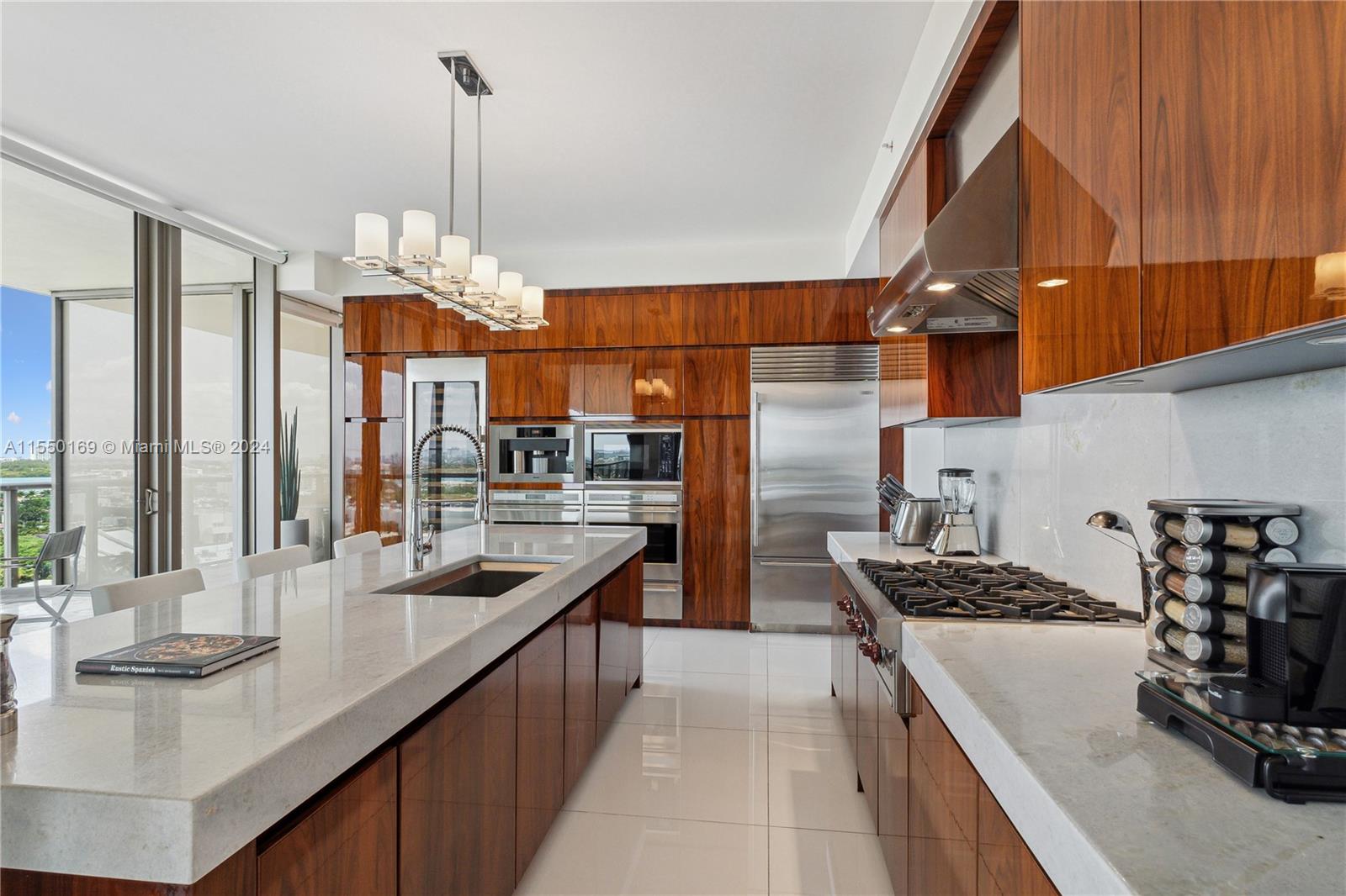9705 Collins Ave 1102N, Bal Harbour, Florida 33154, 3 Bedrooms Bedrooms, ,3 BathroomsBathrooms,Residential,For Sale,9705 Collins Ave 1102N,A11550169