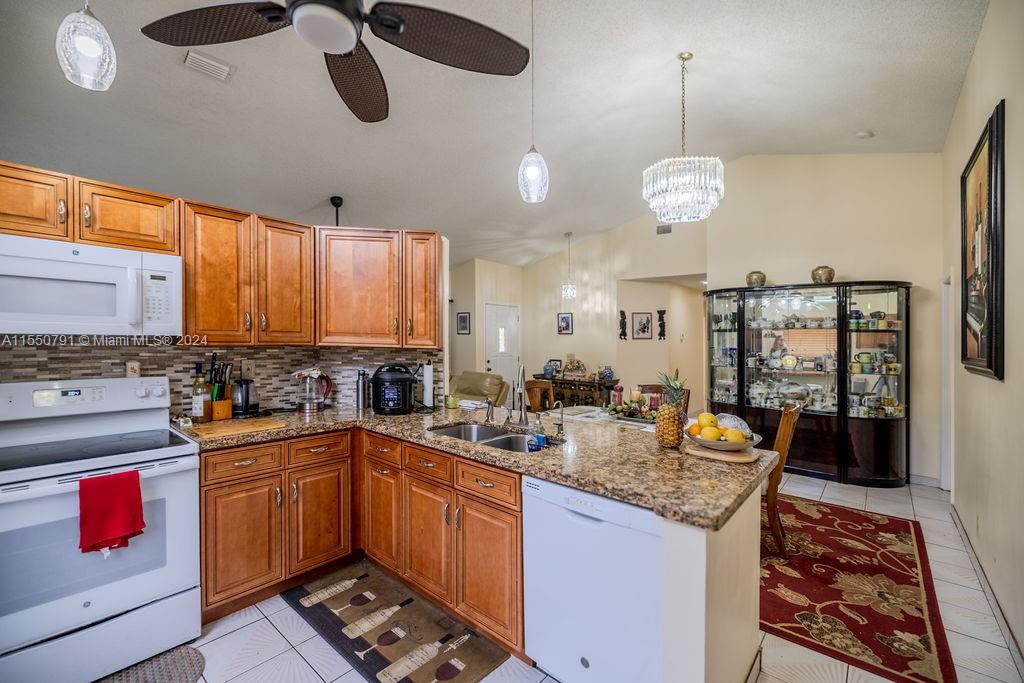 7433 12th Ct, North Lauderdale, FL, 33068 United States, 3 Bedrooms Bedrooms, ,2 BathroomsBathrooms,Residential,For Sale,12th Ct,A11550791