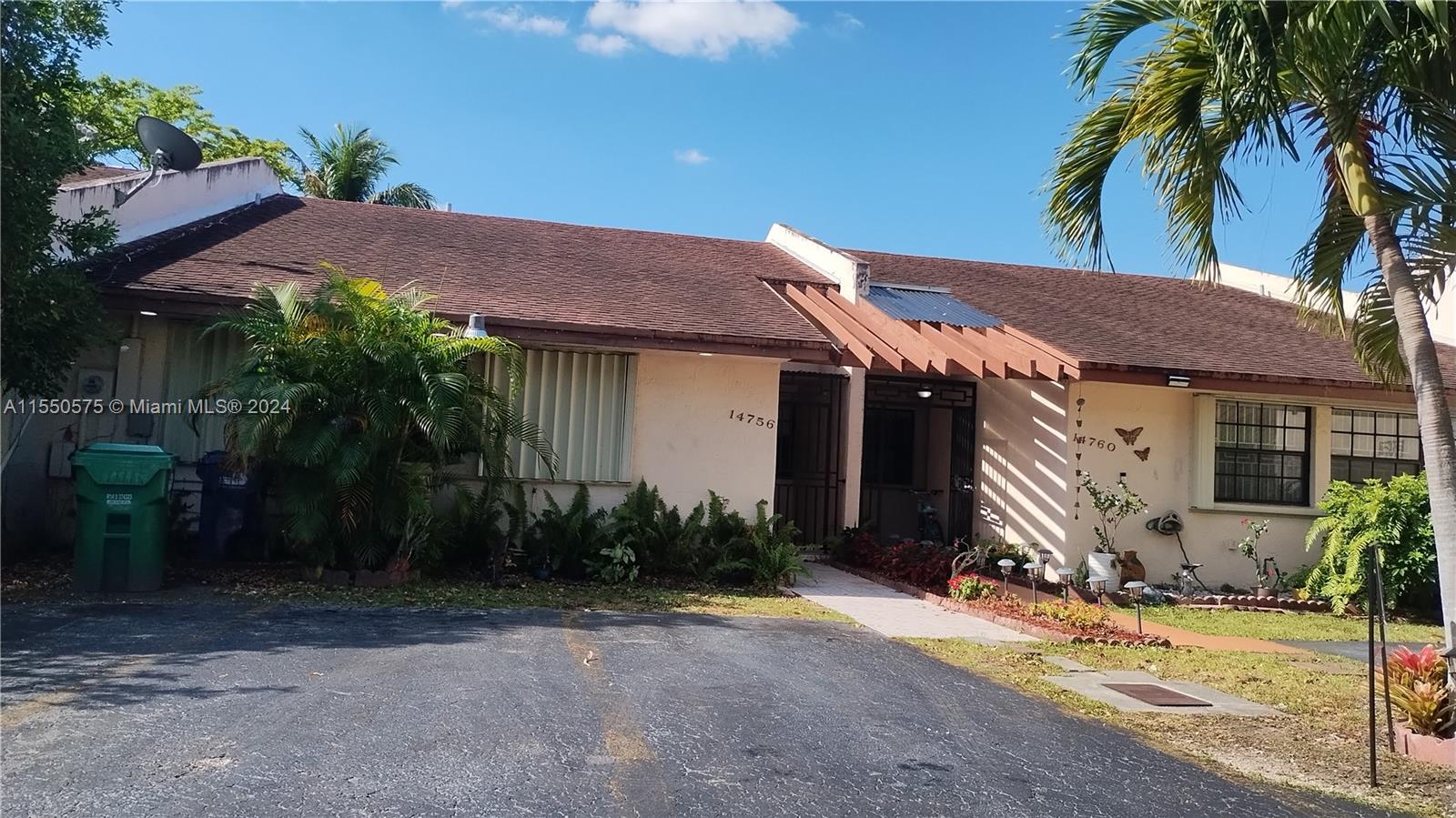 14756 SW 72nd Ter, Miami, Florida 33193, 3 Bedrooms Bedrooms, ,2 BathroomsBathrooms,Residentiallease,For Rent,14756 SW 72nd Ter,A11550575