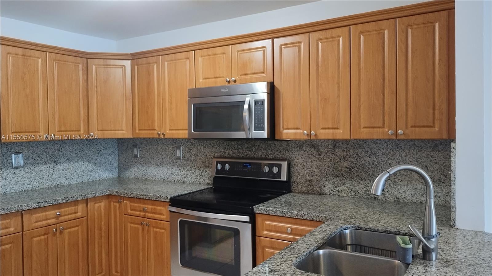 14756 SW 72nd Ter, Miami, Florida 33193, 3 Bedrooms Bedrooms, ,2 BathroomsBathrooms,Residentiallease,For Rent,14756 SW 72nd Ter,A11550575