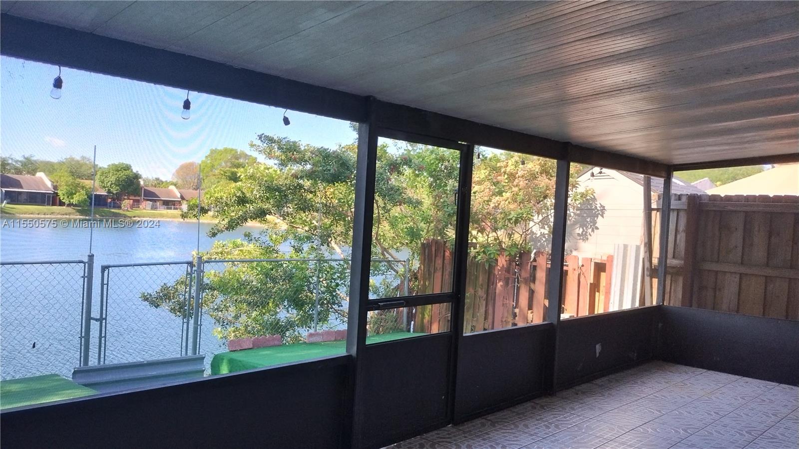 14756 SW 72nd Ter, Miami, Florida 33193, 3 Bedrooms Bedrooms, ,2 BathroomsBathrooms,Residentiallease,For Rent,14756 SW 72nd Ter,A11550575