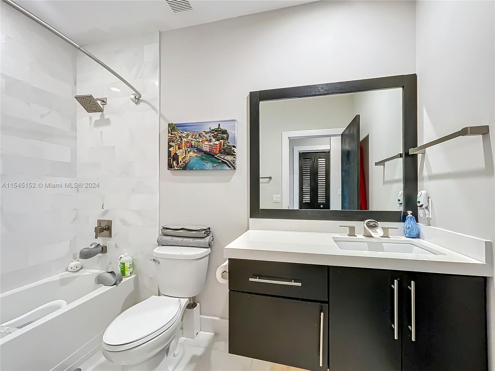 3203 Matilda St, Miami, FL, 33133 United States, 3 Bedrooms Bedrooms, ,2 BathroomsBathrooms,Residential,For Sale,Matilda St,A11545152