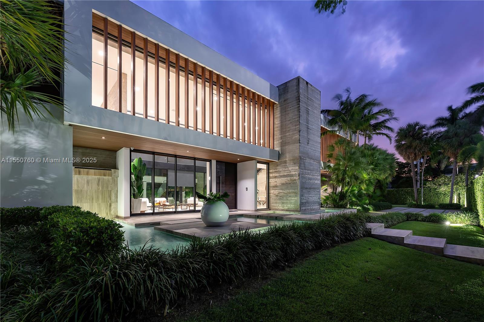 9737 W Broadview Dr, Bay Harbor Islands, Florida 33154, 6 Bedrooms Bedrooms, ,5 BathroomsBathrooms,Residential,For Sale,9737 W Broadview Dr,A11550760