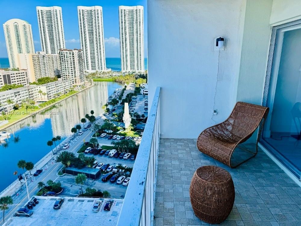 500 Bayview Dr, Sunny Isles Beach, FL, 33160 United States, 2 Bedrooms Bedrooms, ,2 BathroomsBathrooms,Residential,For Sale,Bayview Dr,A11551304