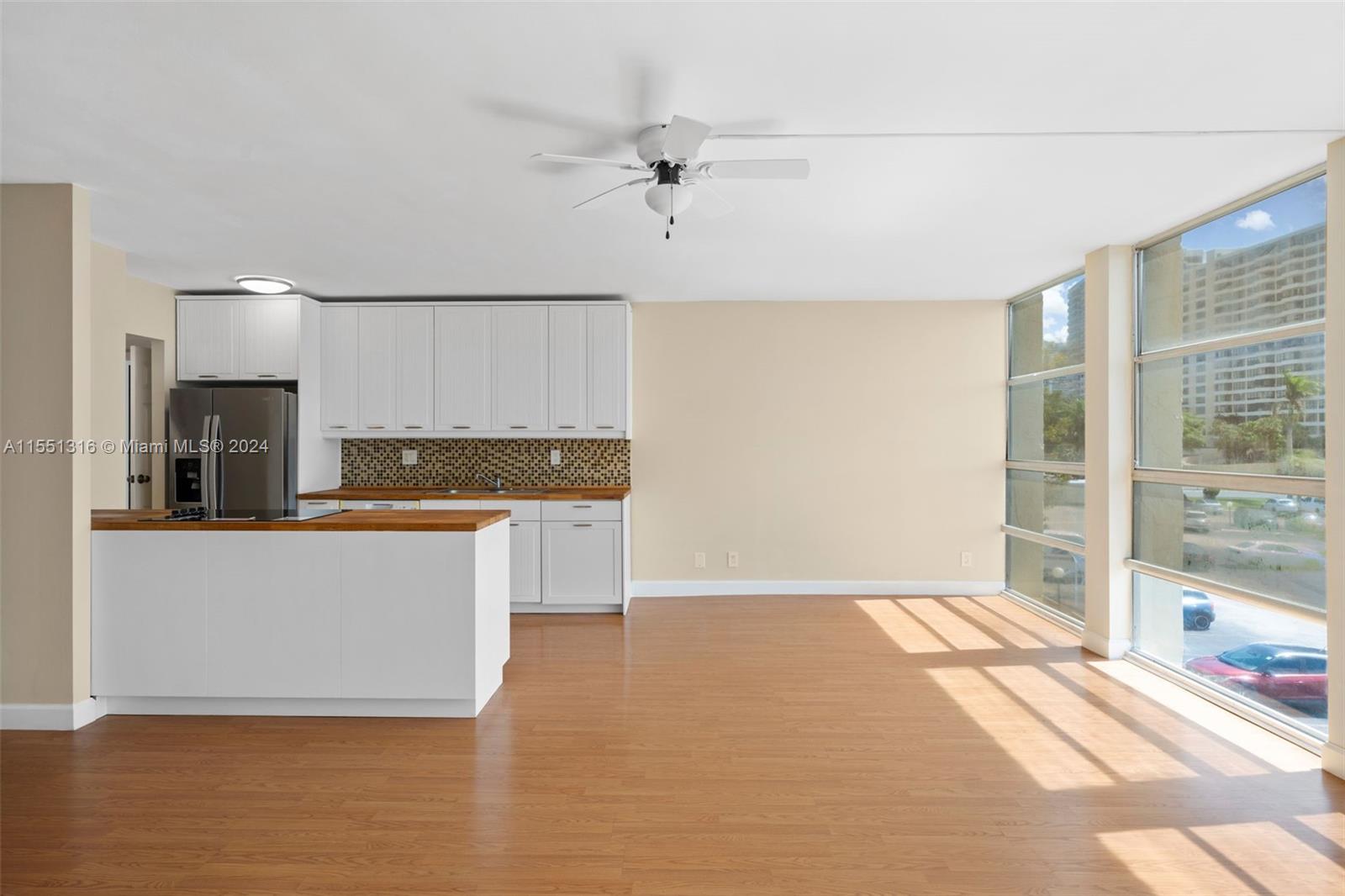 801 Three Islands Blvd, Hallandale Beach, FL, 33009 United States, 1 Bedroom Bedrooms, ,2 BathroomsBathrooms,Residential,For Sale,Three Islands Blvd,A11551316