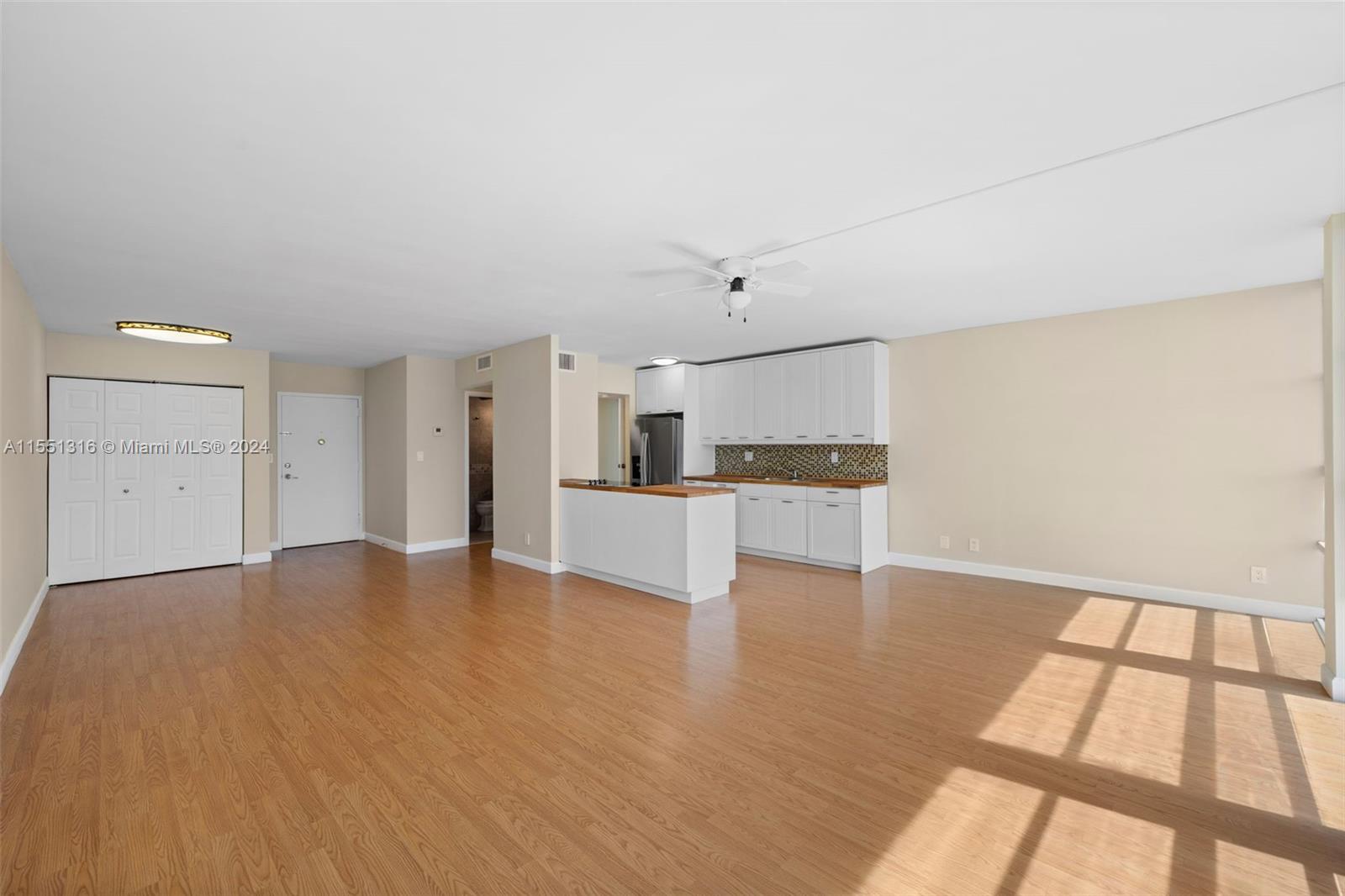 801 Three Islands Blvd 319, Hallandale Beach, Florida 33009, 1 Bedroom Bedrooms, ,2 BathroomsBathrooms,Residential,For Sale,801 Three Islands Blvd 319,A11551316