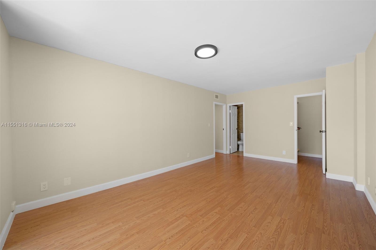 801 Three Islands Blvd, Hallandale Beach, FL, 33009 United States, 1 Bedroom Bedrooms, ,2 BathroomsBathrooms,Residential,For Sale,Three Islands Blvd,A11551316