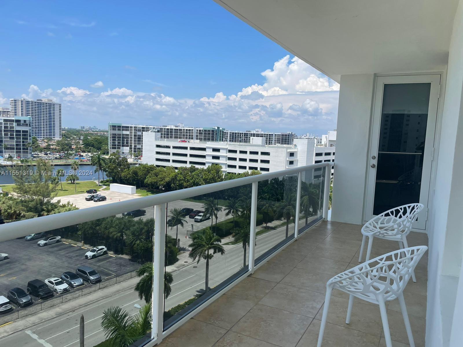 3725 S Ocean Dr 924, Hollywood, Florida 33019, 2 Bedrooms Bedrooms, ,2 BathroomsBathrooms,Residential,For Sale,3725 S Ocean Dr 924,A11551319