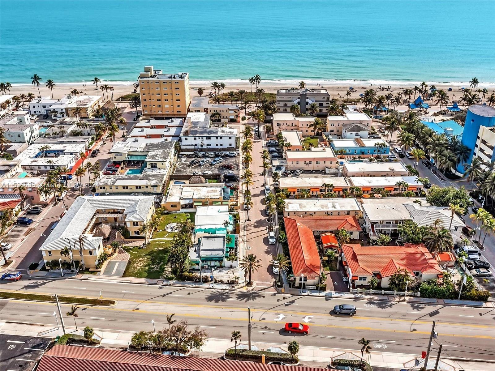 320 Arthur St 17, Hollywood, Florida 33019, 1 Bedroom Bedrooms, ,1 BathroomBathrooms,Residential,For Sale,320 Arthur St 17,A11536608