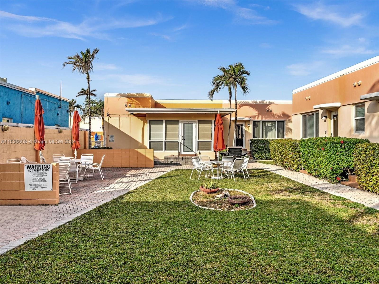 320 Arthur St, Hollywood, FL, 33019 United States, 1 Bedroom Bedrooms, ,1 BathroomBathrooms,Residential,For Sale,Arthur St,A11536608
