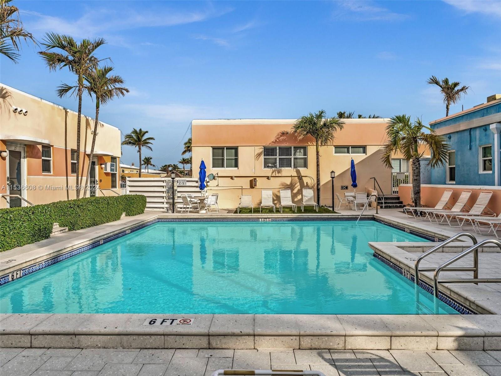 320 Arthur St 17, Hollywood, Florida 33019, 1 Bedroom Bedrooms, ,1 BathroomBathrooms,Residential,For Sale,320 Arthur St 17,A11536608