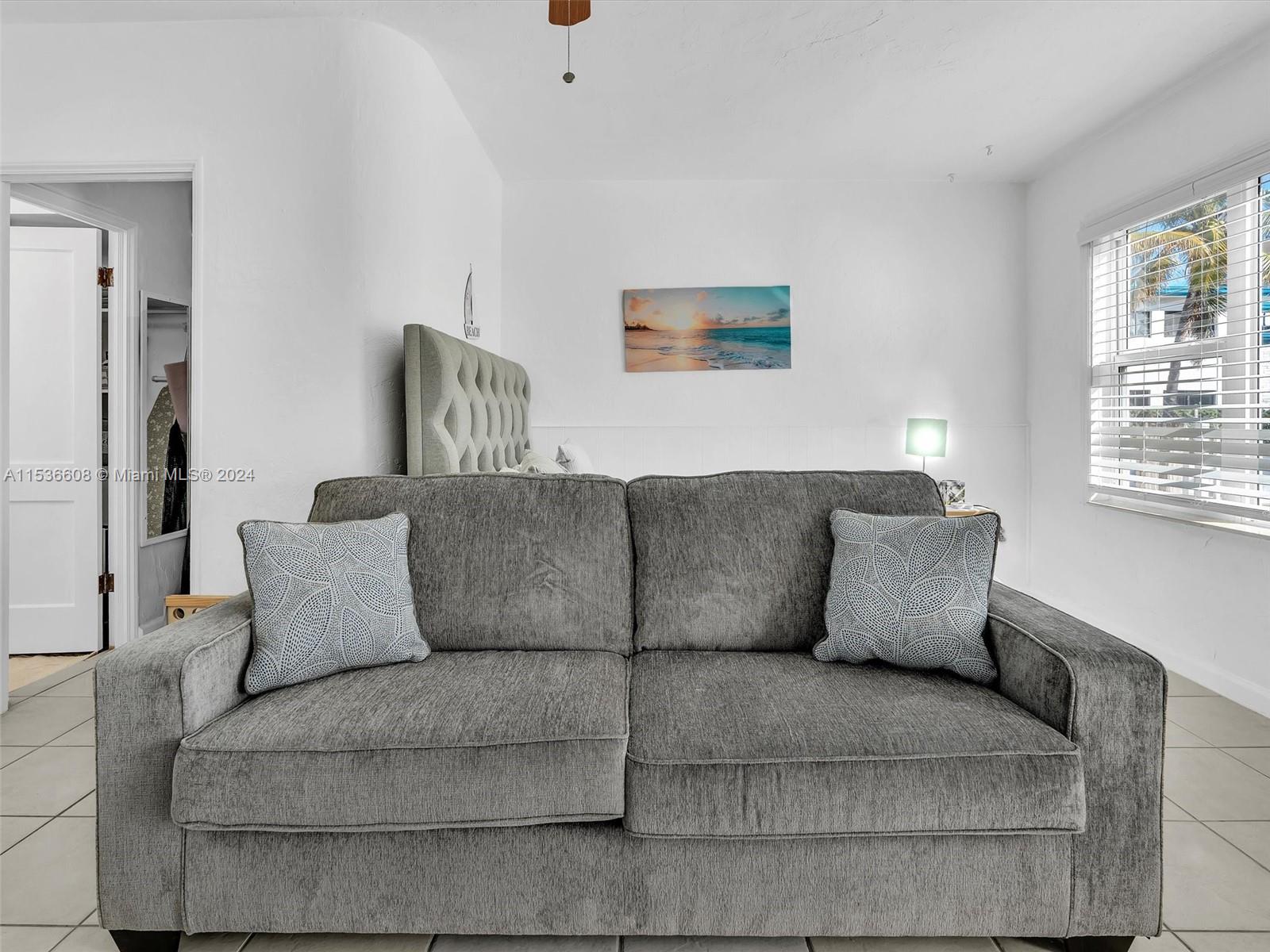 320 Arthur St 17, Hollywood, Florida 33019, 1 Bedroom Bedrooms, ,1 BathroomBathrooms,Residential,For Sale,320 Arthur St 17,A11536608