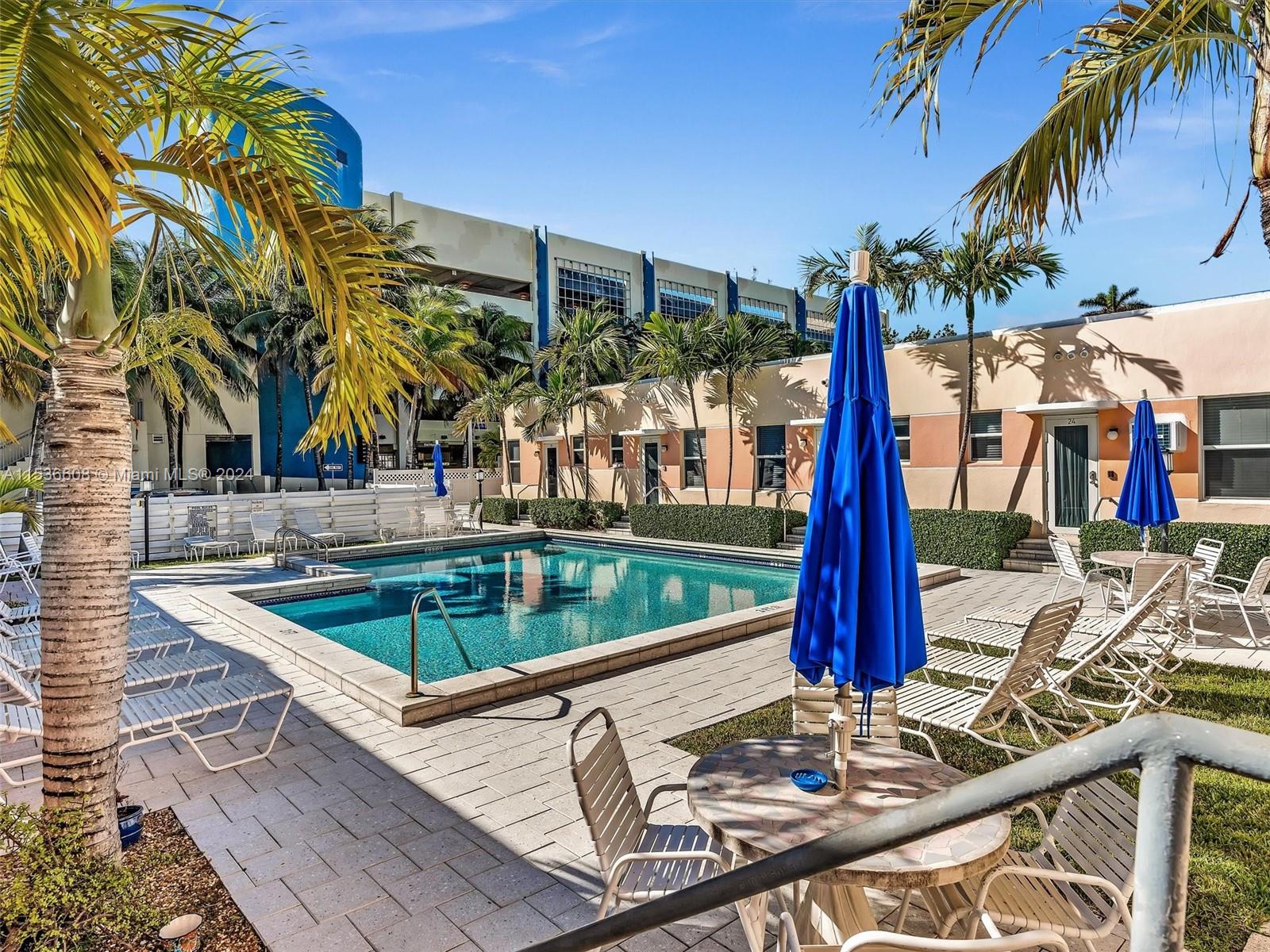 320 Arthur St 17, Hollywood, Florida 33019, 1 Bedroom Bedrooms, ,1 BathroomBathrooms,Residential,For Sale,320 Arthur St 17,A11536608