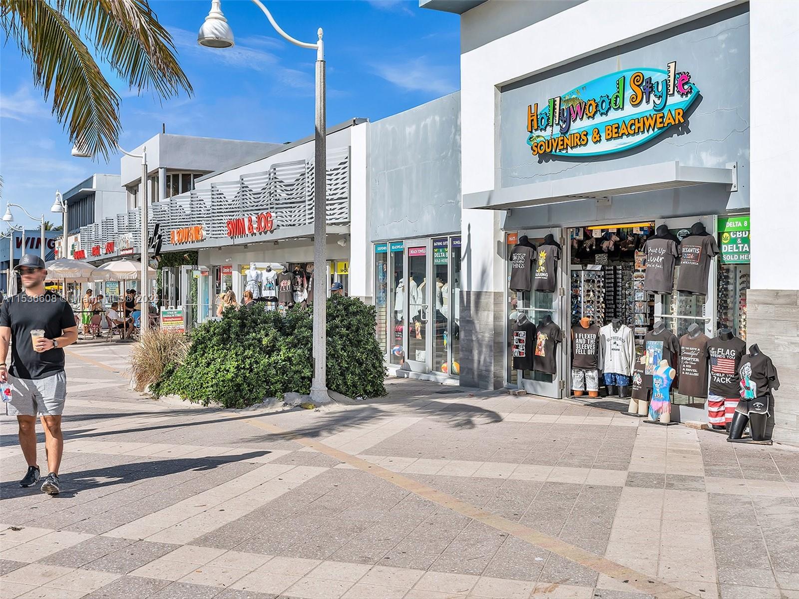 320 Arthur St, Hollywood, FL, 33019 United States, 1 Bedroom Bedrooms, ,1 BathroomBathrooms,Residential,For Sale,Arthur St,A11536608