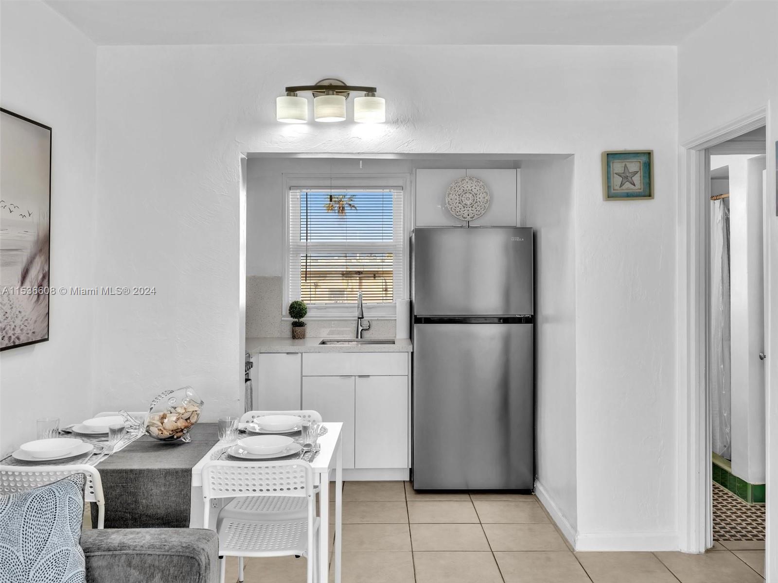 320 Arthur St 17, Hollywood, Florida 33019, 1 Bedroom Bedrooms, ,1 BathroomBathrooms,Residential,For Sale,320 Arthur St 17,A11536608