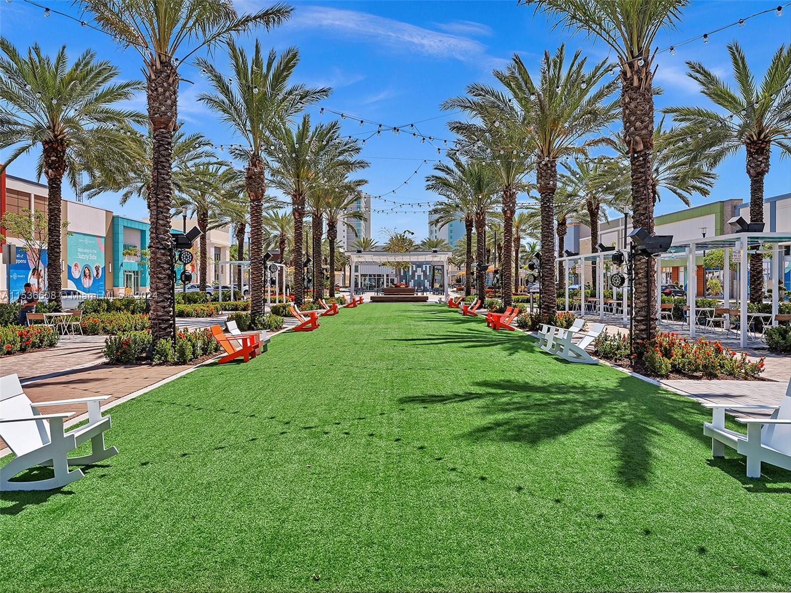 320 Arthur St 17, Hollywood, Florida 33019, 1 Bedroom Bedrooms, ,1 BathroomBathrooms,Residential,For Sale,320 Arthur St 17,A11536608