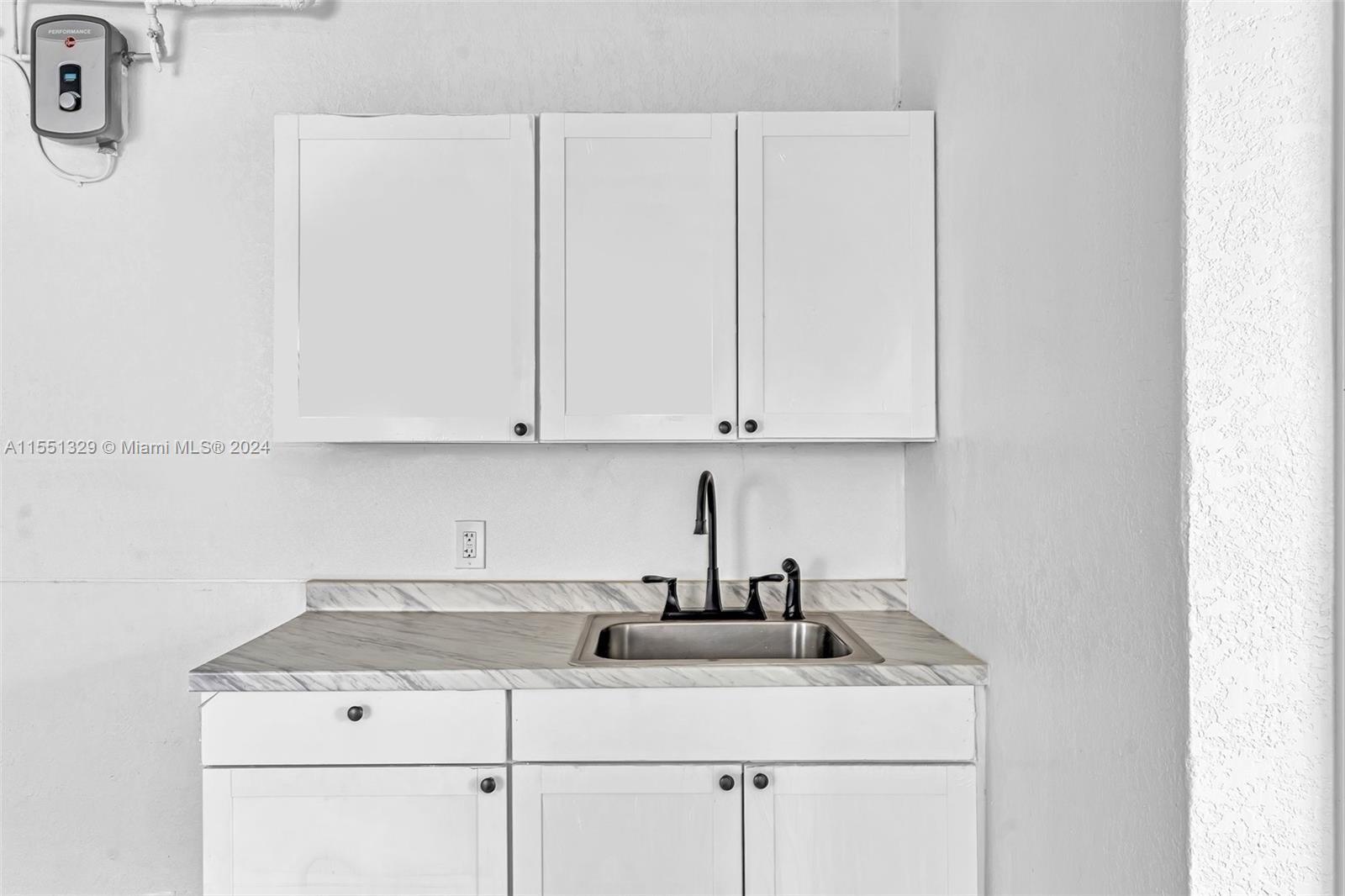 850 NW 2nd St, Miami, Florida 33128, ,Commercialsale,For Sale,850 NW 2nd St,A11551329