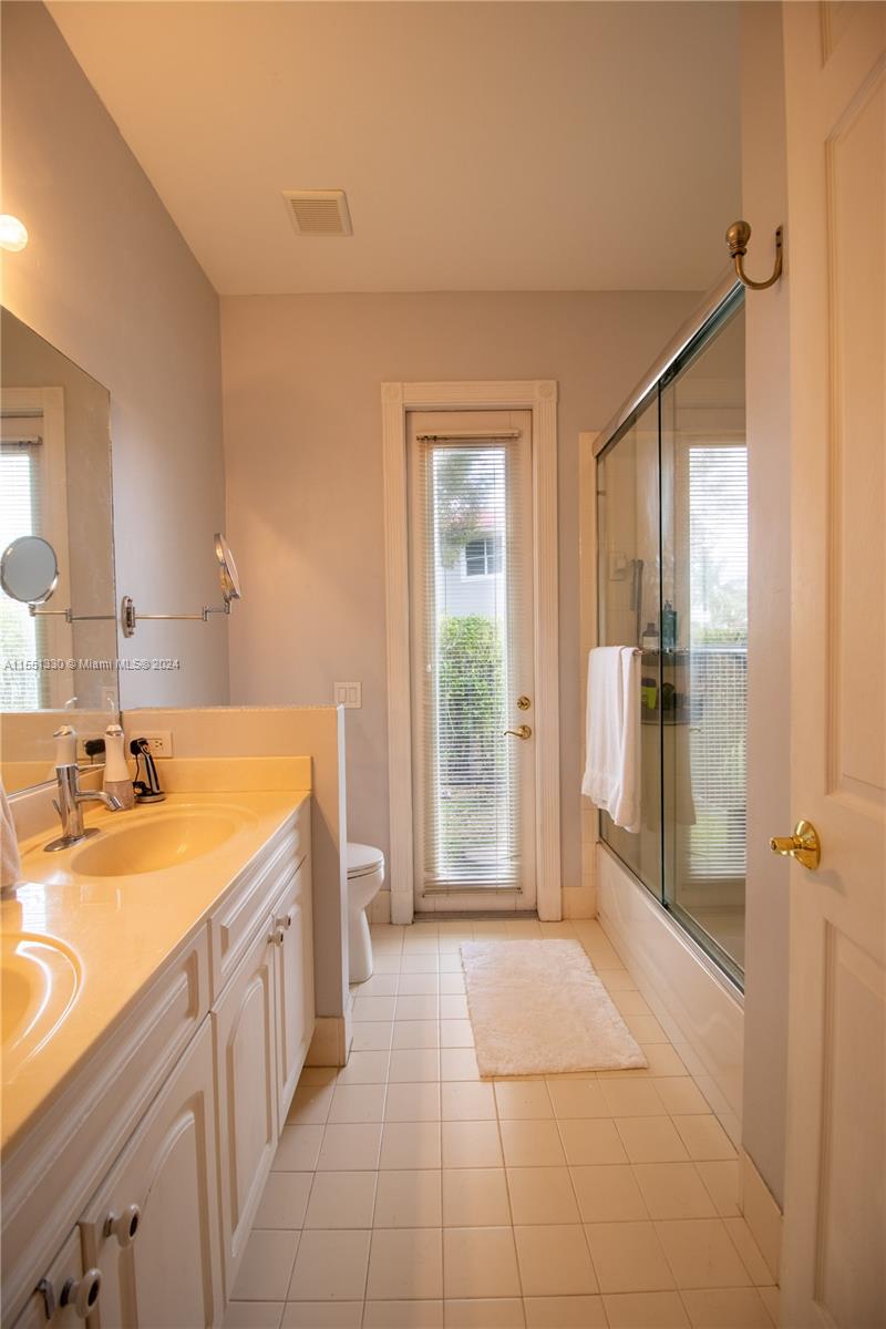 563 120th Dr, Coral Springs, FL, 33071 United States, 4 Bedrooms Bedrooms, ,2 BathroomsBathrooms,Residential,For Sale,120th Dr,A11551330