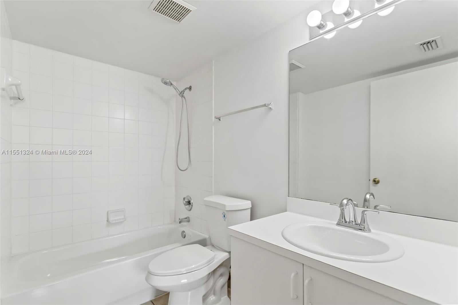 4163 Haverhill Rd, West Palm Beach, FL, 33417 United States, 2 Bedrooms Bedrooms, ,2 BathroomsBathrooms,Residential,For Sale,Haverhill Rd,A11551324