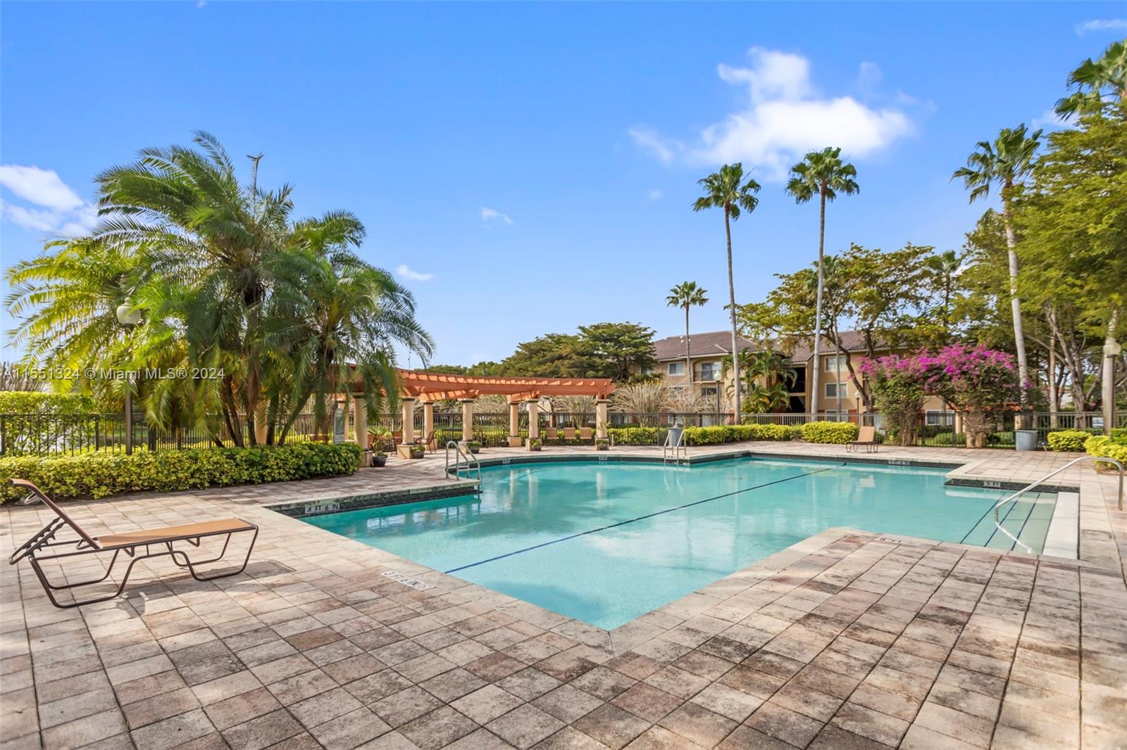 4163 Haverhill Rd, West Palm Beach, FL, 33417 United States, 2 Bedrooms Bedrooms, ,2 BathroomsBathrooms,Residential,For Sale,Haverhill Rd,A11551324