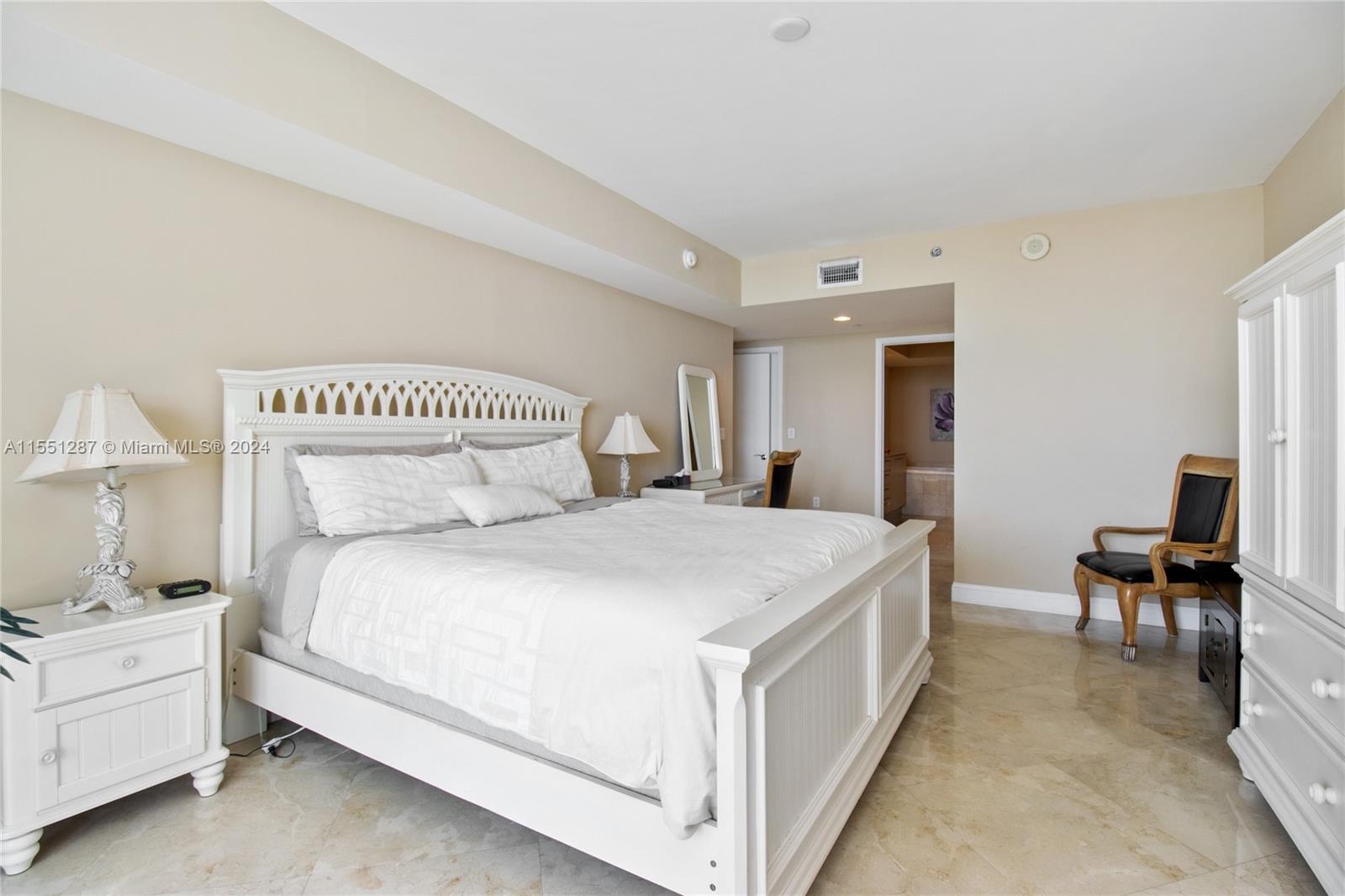 1830 S Ocean Dr 4606, Hallandale Beach, Florida 33009, 2 Bedrooms Bedrooms, ,2 BathroomsBathrooms,Residentiallease,For Rent,1830 S Ocean Dr 4606,A11551287