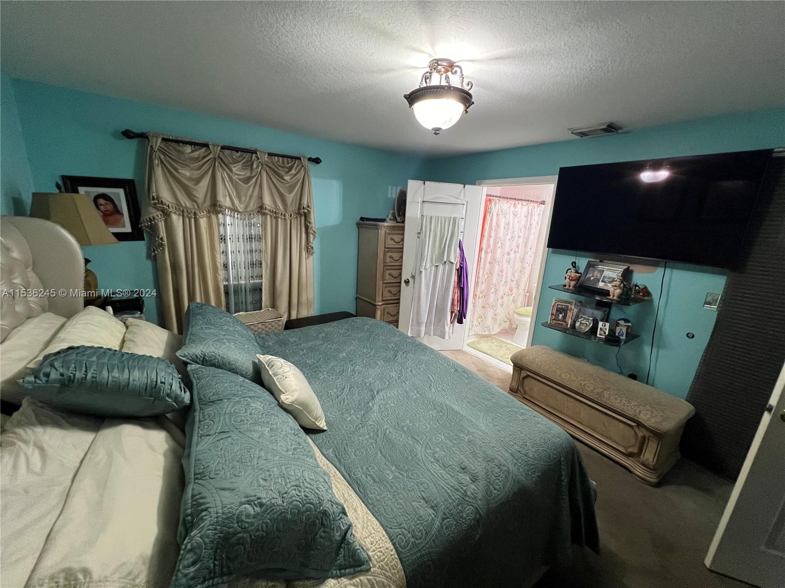 7020 35th Ave, Hialeah, FL, 33018 United States, 3 Bedrooms Bedrooms, ,2 BathroomsBathrooms,Residential,For Sale,35th Ave,A11536245