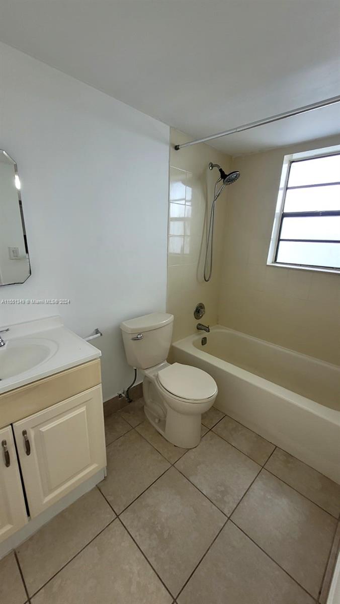 9460 Fontainebleau Blvd, Miami, FL, 33172 United States, 1 Bedroom Bedrooms, ,1 BathroomBathrooms,Residential,For Sale,Fontainebleau Blvd,A11551349