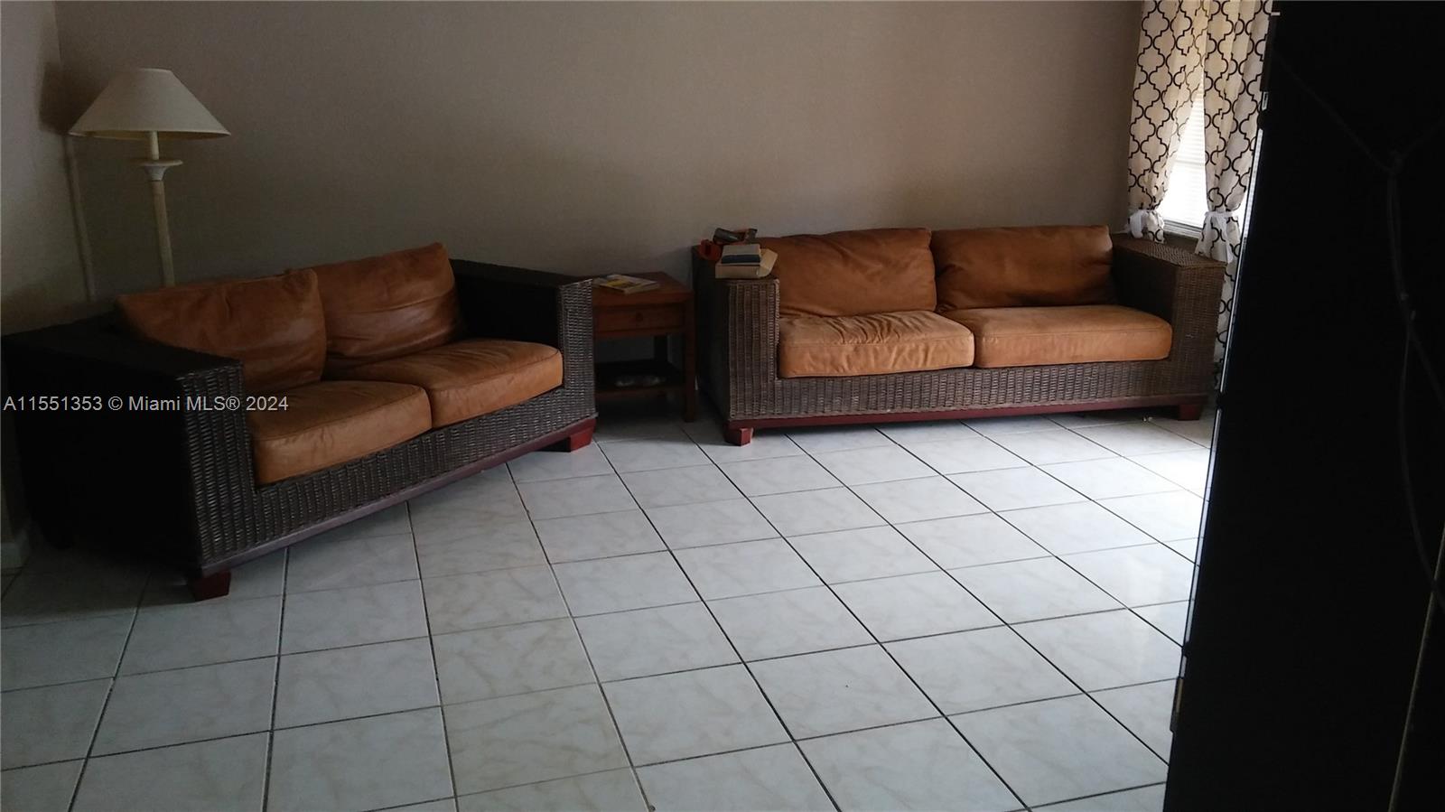 2120 NW 27th St EAST, Oakland Park, Florida 33311, 3 Bedrooms Bedrooms, ,2 BathroomsBathrooms,Residentiallease,For Rent,2120 NW 27th St EAST,A11551353