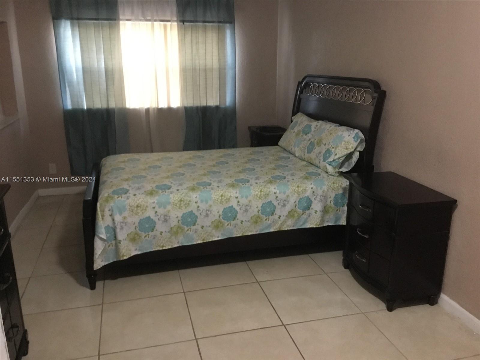 2120 NW 27th St EAST, Oakland Park, Florida 33311, 3 Bedrooms Bedrooms, ,2 BathroomsBathrooms,Residentiallease,For Rent,2120 NW 27th St EAST,A11551353