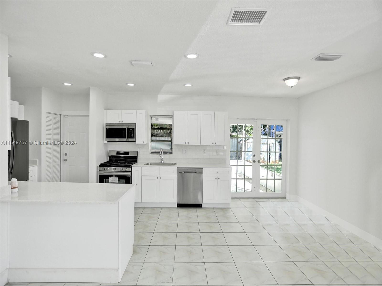 21401 102nd Ave, Cutler Bay, FL, 33189 United States, 3 Bedrooms Bedrooms, ,1 BathroomBathrooms,Residential,For Sale,102nd Ave,A11548757