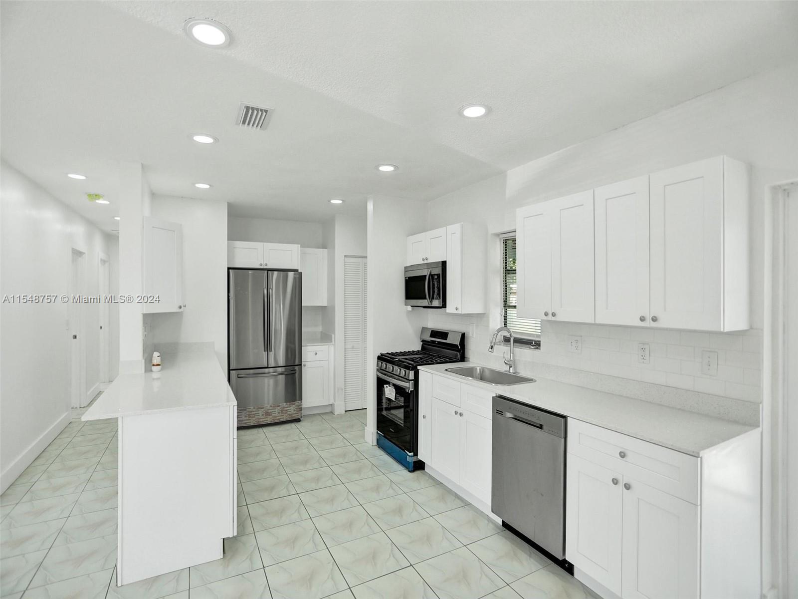 21401 102nd Ave, Cutler Bay, FL, 33189 United States, 3 Bedrooms Bedrooms, ,1 BathroomBathrooms,Residential,For Sale,102nd Ave,A11548757