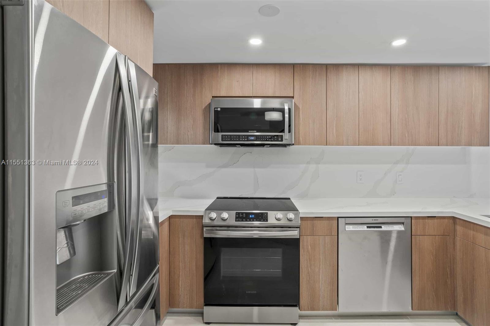 1901 S River Dr, Miami, FL, 33125 United States, 2 Bedrooms Bedrooms, ,1 BathroomBathrooms,Residential,For Sale,S River Dr,A11551363