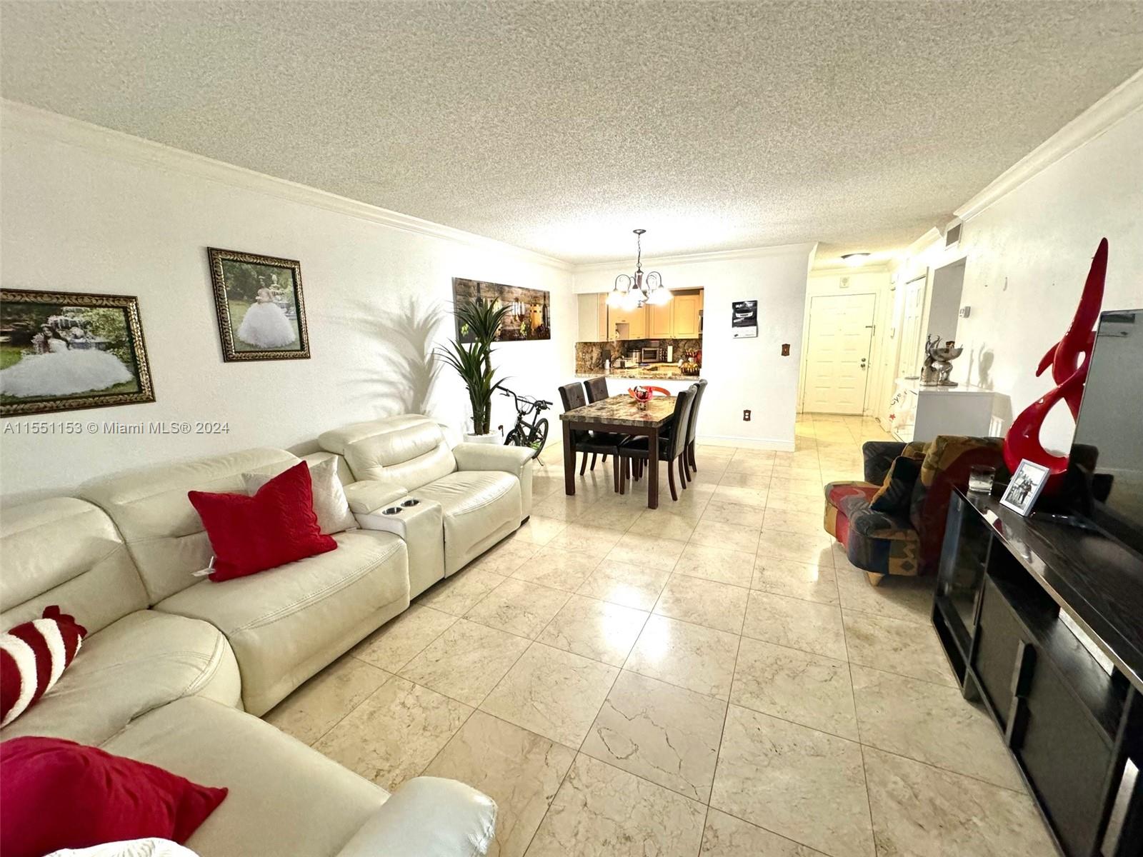 6930 Miami Gardens Dr, Hialeah, FL, 33015 United States, 1 Bedroom Bedrooms, ,1 BathroomBathrooms,Residential,For Sale,Miami Gardens Dr,A11551153