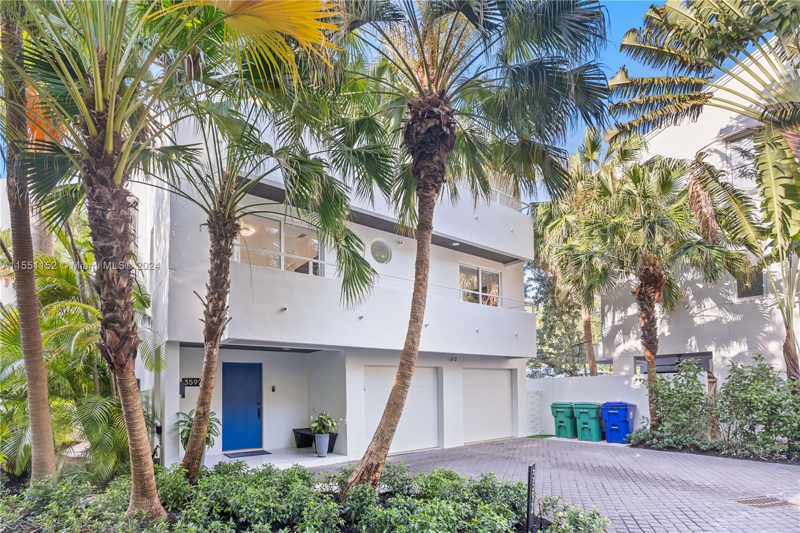 3592 Rockerman Rd 2, Miami, Florida 33133, 4 Bedrooms Bedrooms, ,3 BathroomsBathrooms,Residentiallease,For Rent,3592 Rockerman Rd 2,A11551152