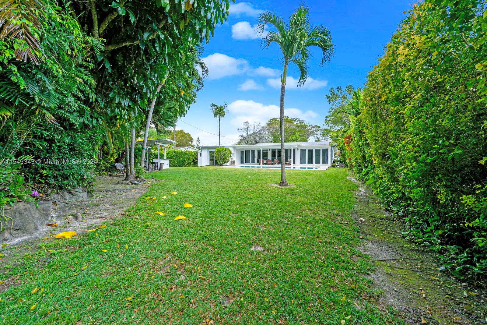 6530 75th Ter, South Miami, FL, 33143 United States, 4 Bedrooms Bedrooms, ,2 BathroomsBathrooms,Residential,For Sale,75th Ter,A11543343