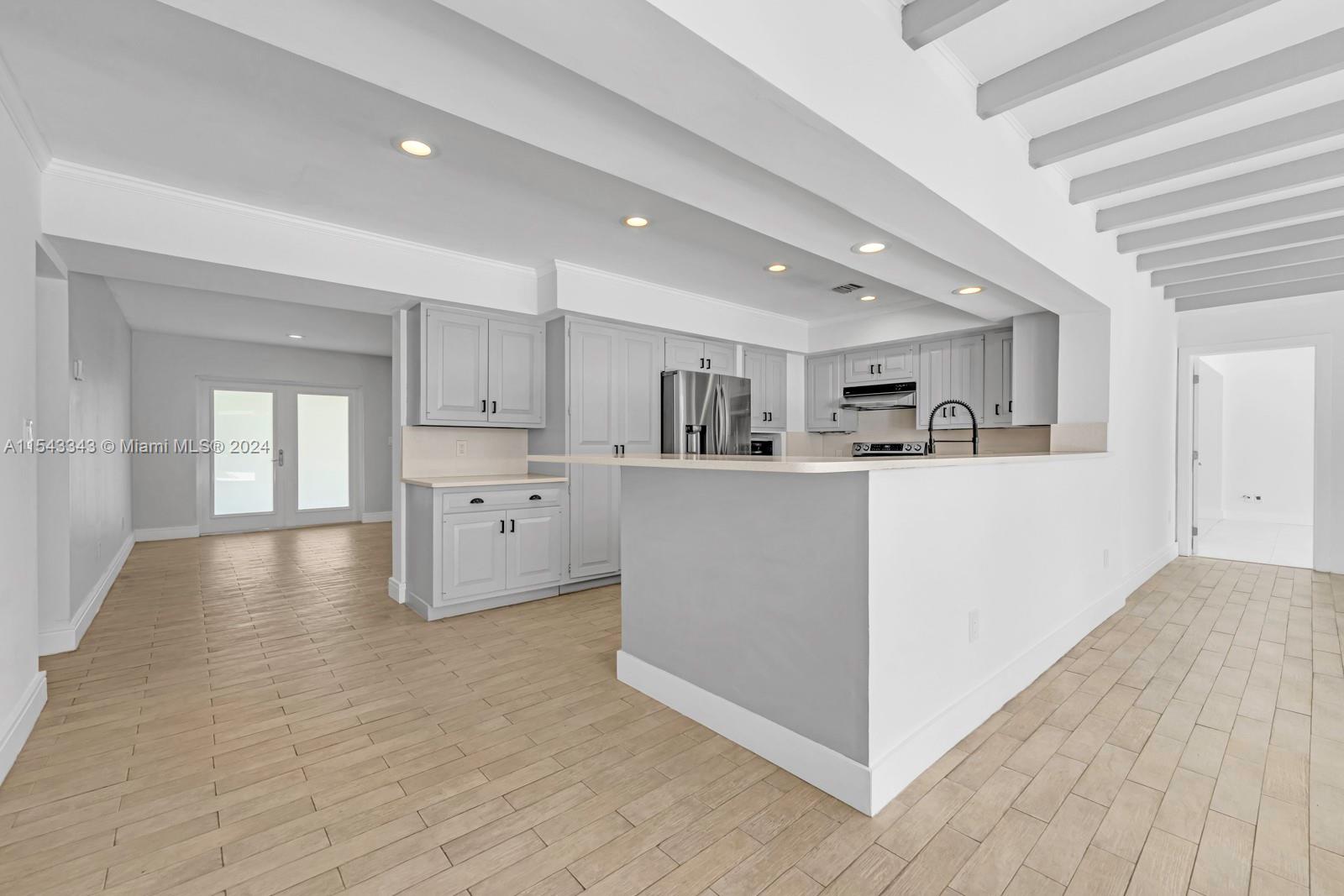 6530 75th Ter, South Miami, FL, 33143 United States, 4 Bedrooms Bedrooms, ,2 BathroomsBathrooms,Residential,For Sale,75th Ter,A11543343