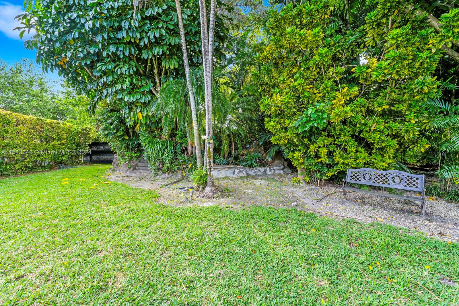 6530 75th Ter, South Miami, FL, 33143 United States, 4 Bedrooms Bedrooms, ,2 BathroomsBathrooms,Residential,For Sale,75th Ter,A11543343