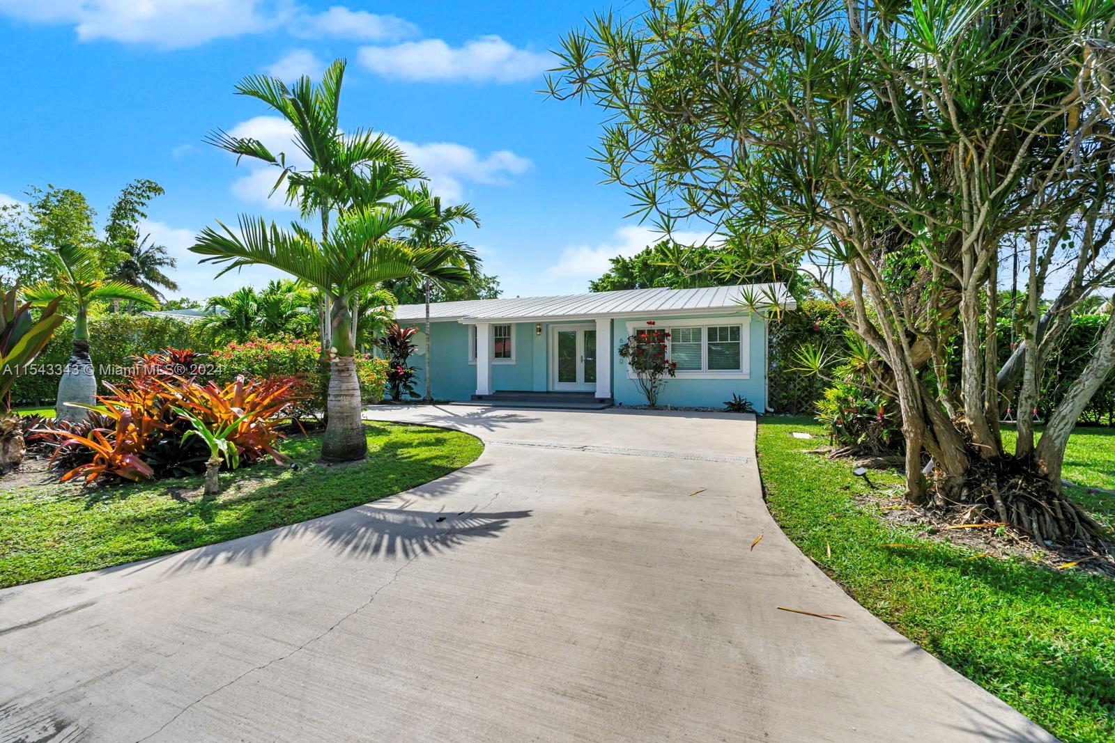 6530 75th Ter, South Miami, FL, 33143 United States, 4 Bedrooms Bedrooms, ,2 BathroomsBathrooms,Residential,For Sale,75th Ter,A11543343