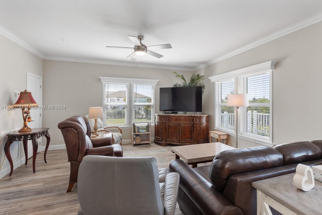 119 Aven Avenue D B, Marathon, FL, 33050 United States, 5 Bedrooms Bedrooms, ,3 BathroomsBathrooms,Residential,For Sale,Aven Avenue D B,A11550782